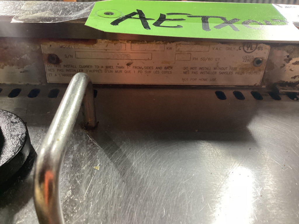 STAR 524TGF-PE50 Electric Griddle W/ 2 Control Knobs And Grease Trap