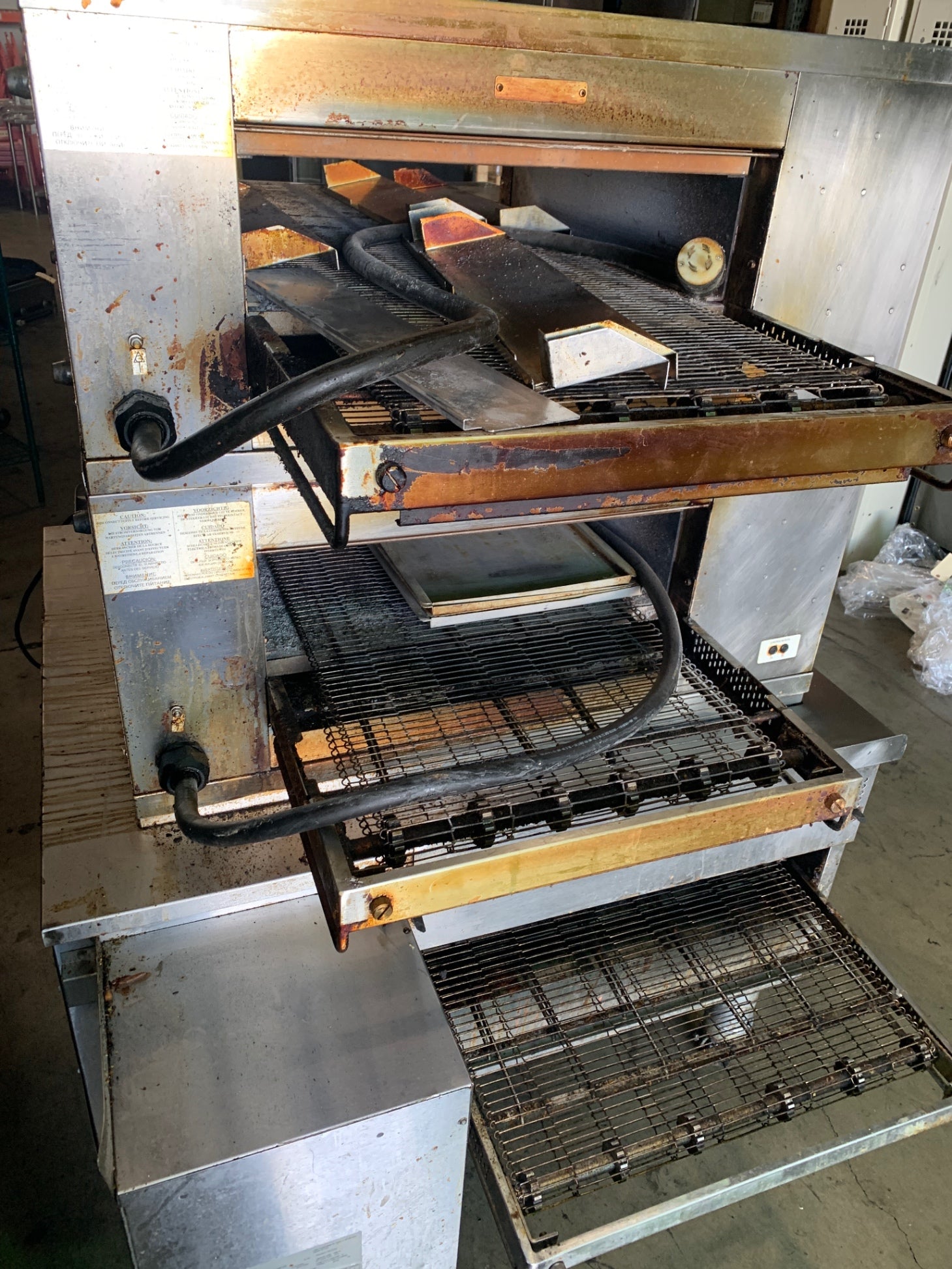 Middleby Marshall DZ33T Three-Tier Infrared Conveyor Oven