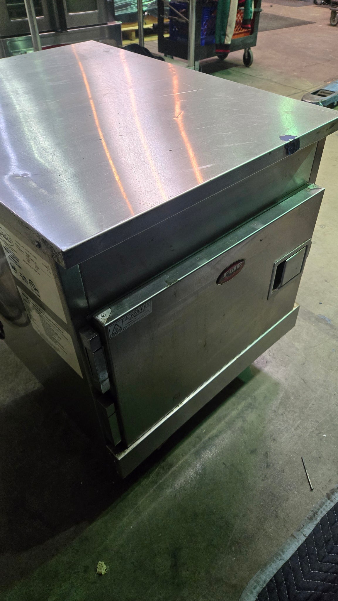 FWE Countertop Heated Holding Cabinet