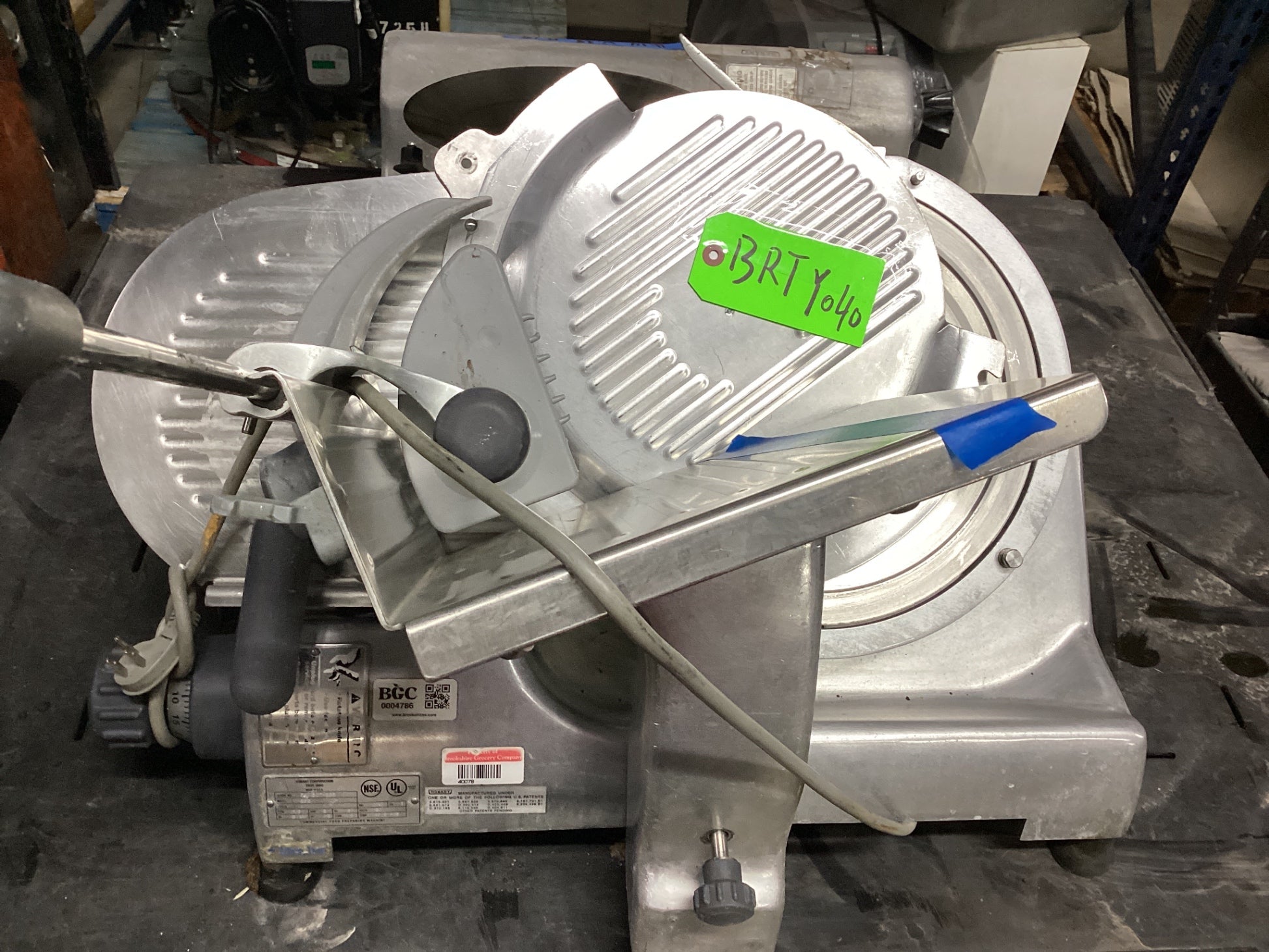 Hobart 2612 Deli Slicer