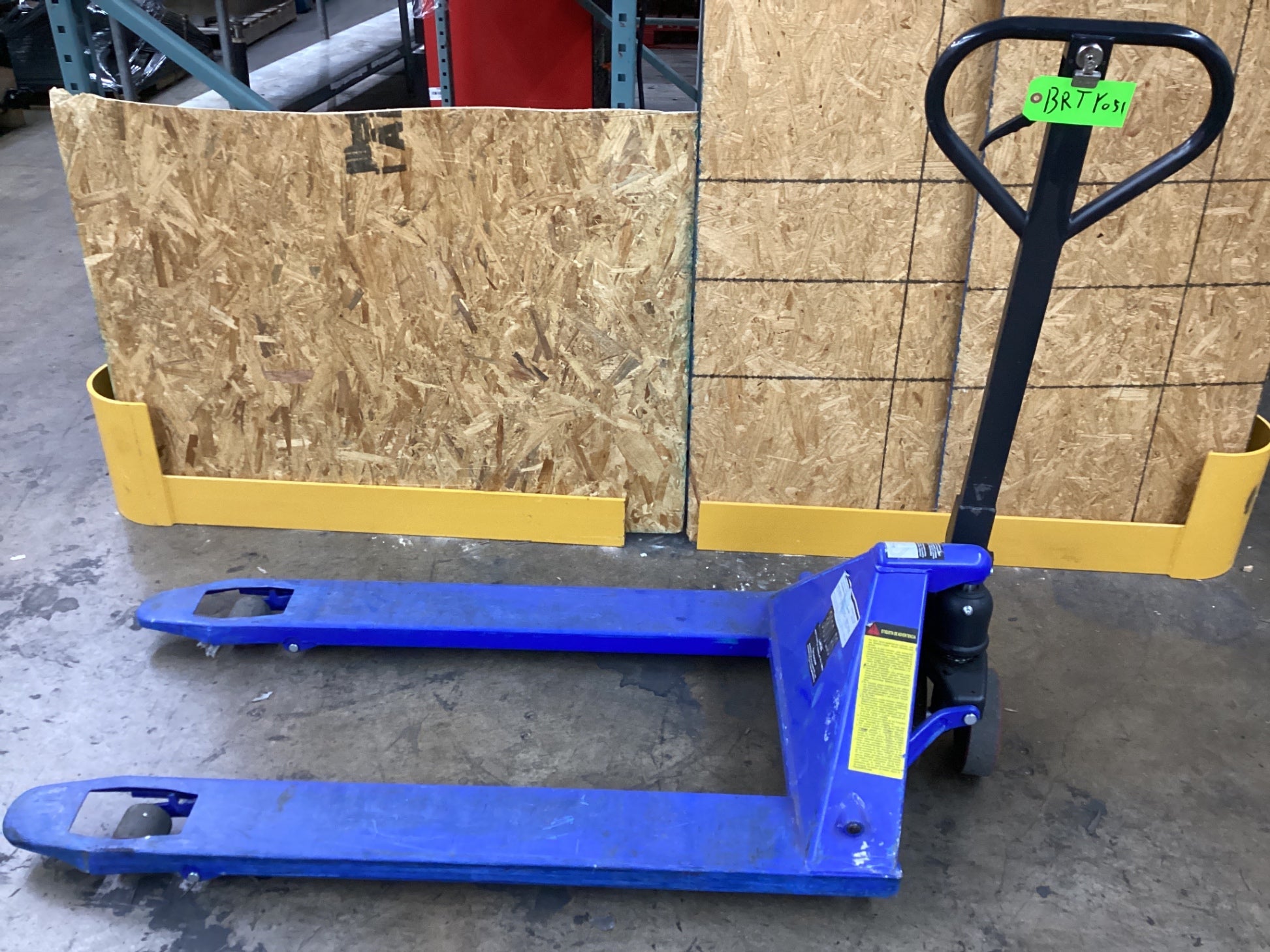 Grainger 12U124 Hand Hydraulic Pallet Truck 3800 LBS Capacity