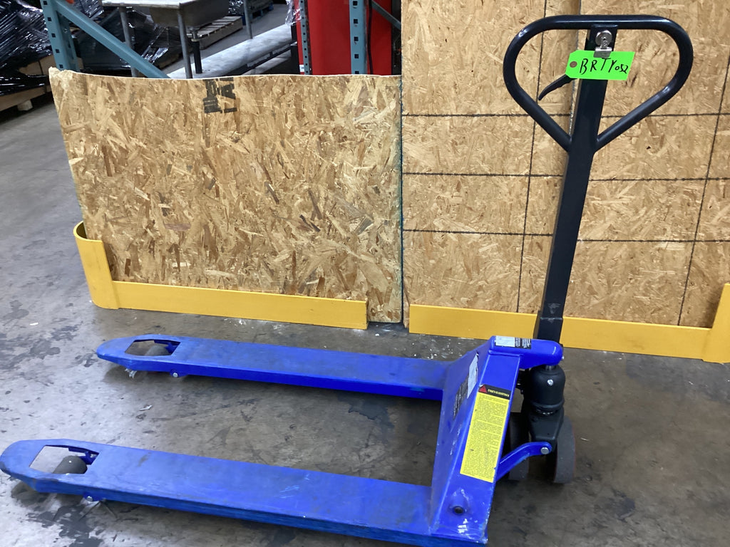 Grainger 12U124 Hand Hydraulic Pallet Truck 3800 LBS Capacity