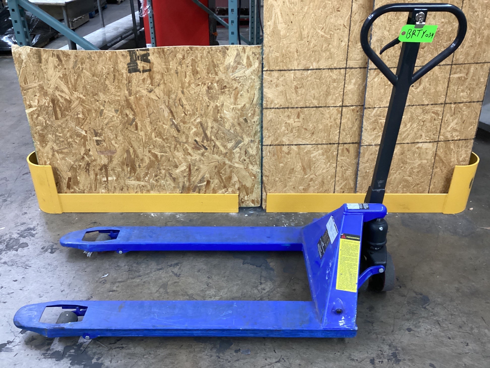 Grainger 12U124 Hand Hydraulic Pallet Truck 3800 LBS Capacity