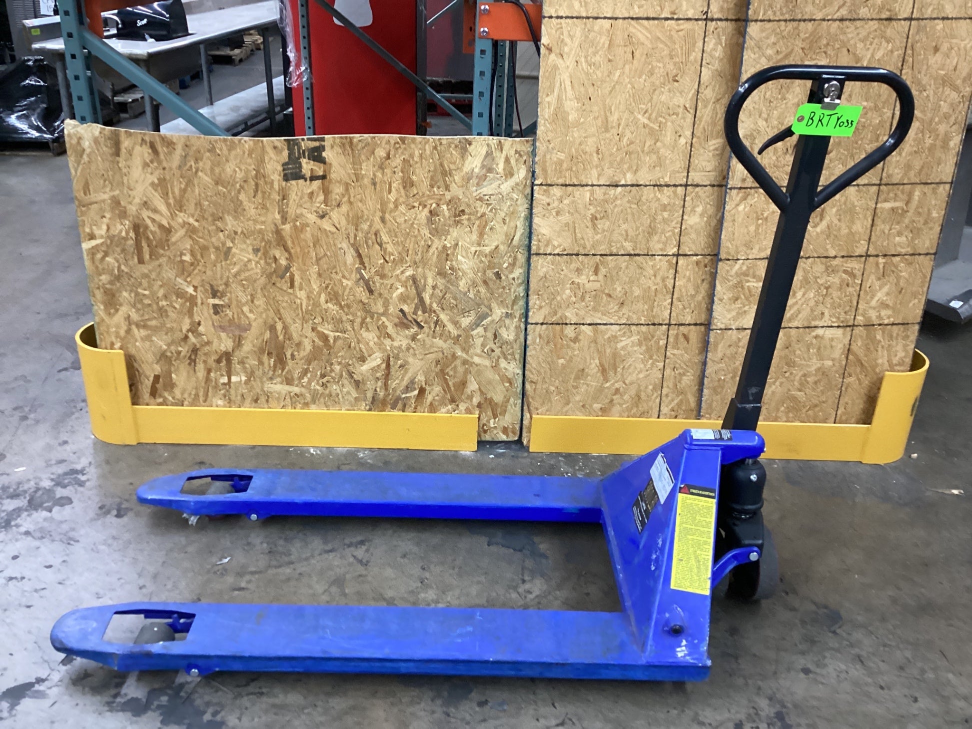 Grainger 12U124 Hand Hydraulic Pallet Truck 3800 LBS Capacity