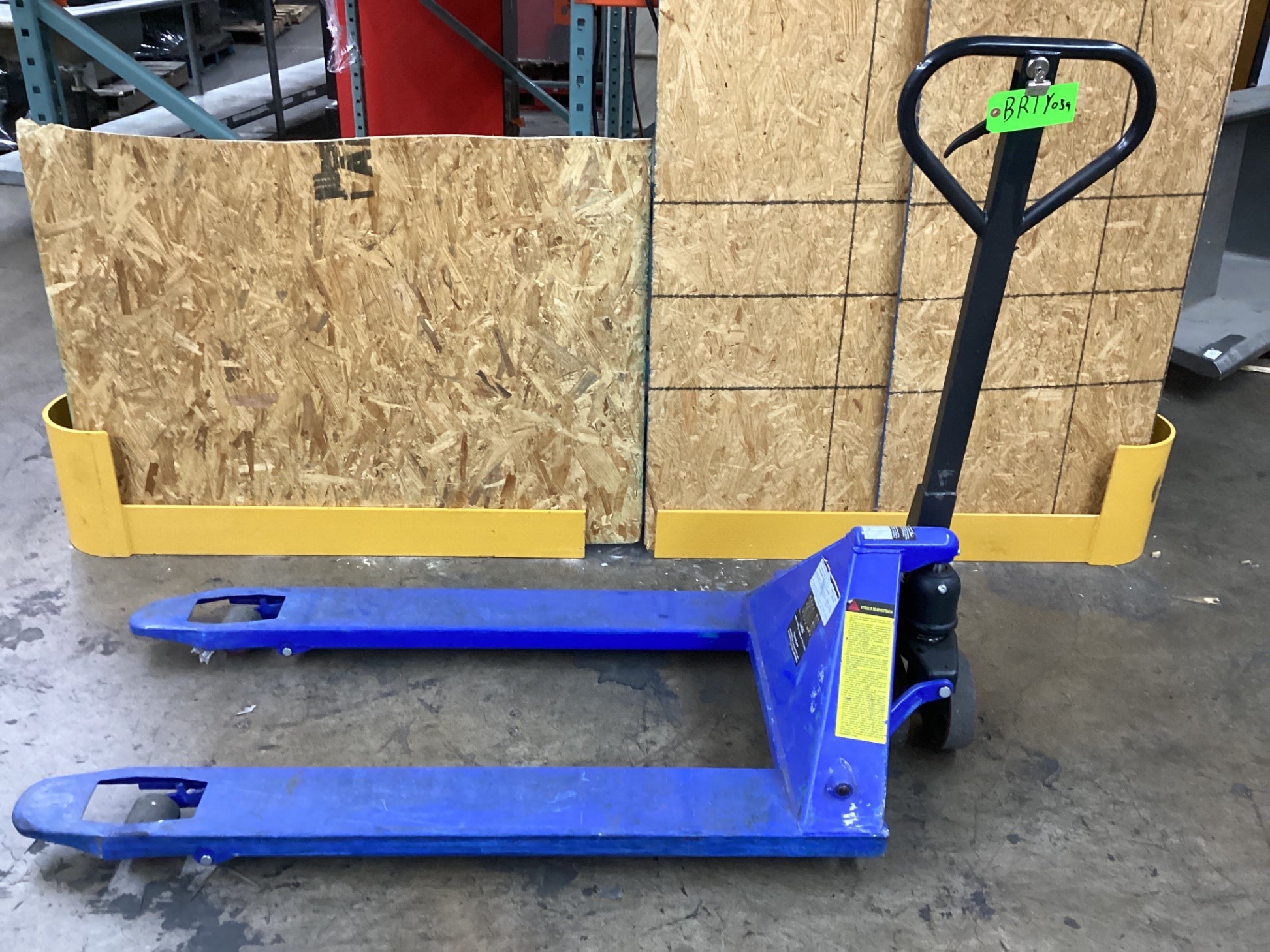 Grainger 12U124 Hand Hydraulic Pallet Truck 3800 LBS Capacity