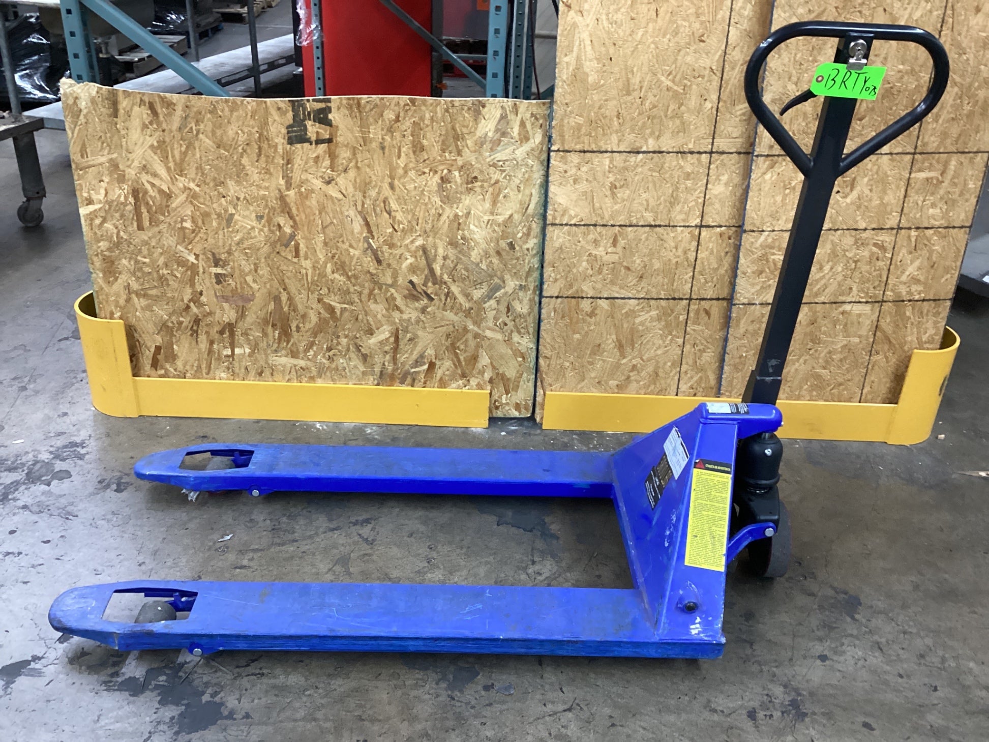 Grainger 12U124 Hand Hydraulic Pallet Truck 3800 LBS Capacity