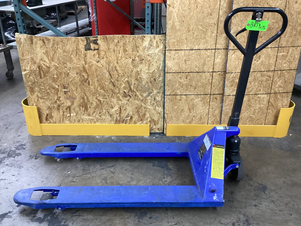 Grainger 12U124 Hand Hydraulic Pallet Truck 3800 LBS Capacity