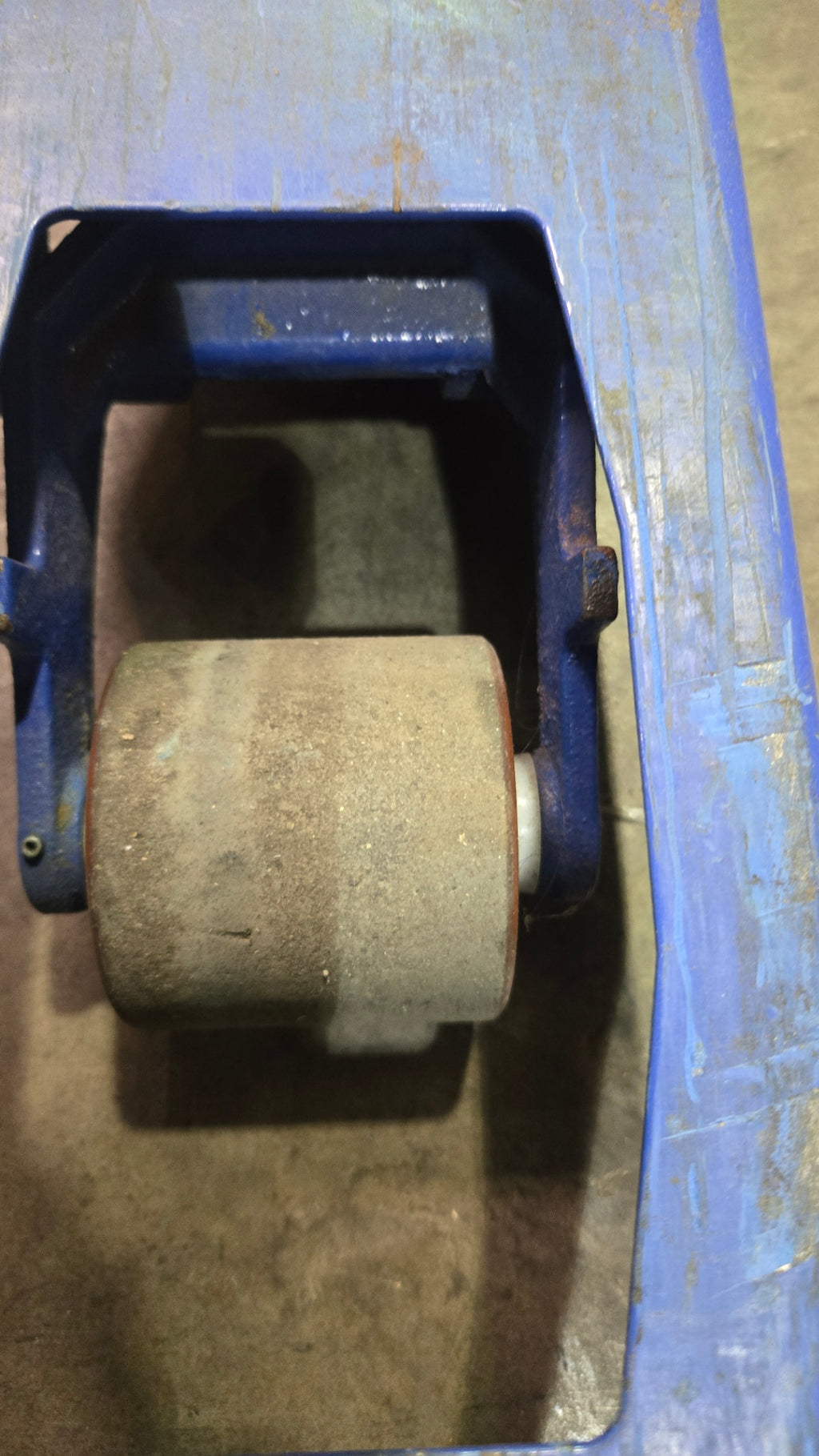 Grainger 12U124 Blue Hand Hydraulic Pallet jack