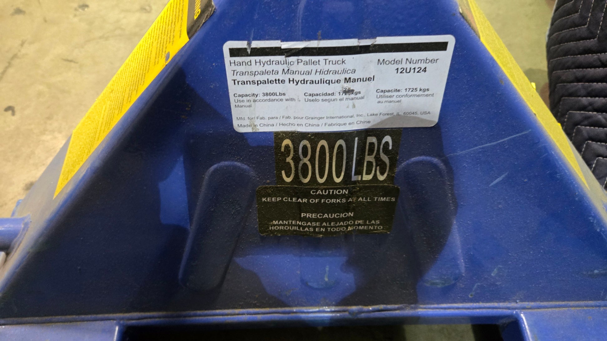 Grainger 12U124 Blue Hand Hydraulic Pallet jack