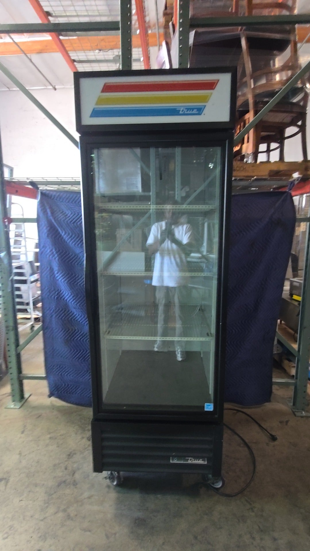 True GDM-23-HC TSL01 Refrigerator, Upright Glass Door Merchandiser Bottom Mount Compressor Single Door 3 Wire Shelves RCU Technology