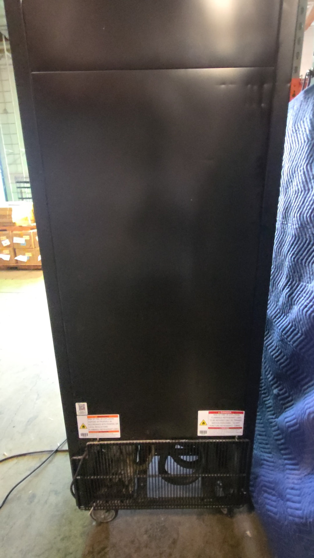 True GDM-23-HC TSL01 Refrigerator, Upright Glass Door Merchandiser Bottom Mount Compressor Single Door 3 Wire Shelves RCU Technology