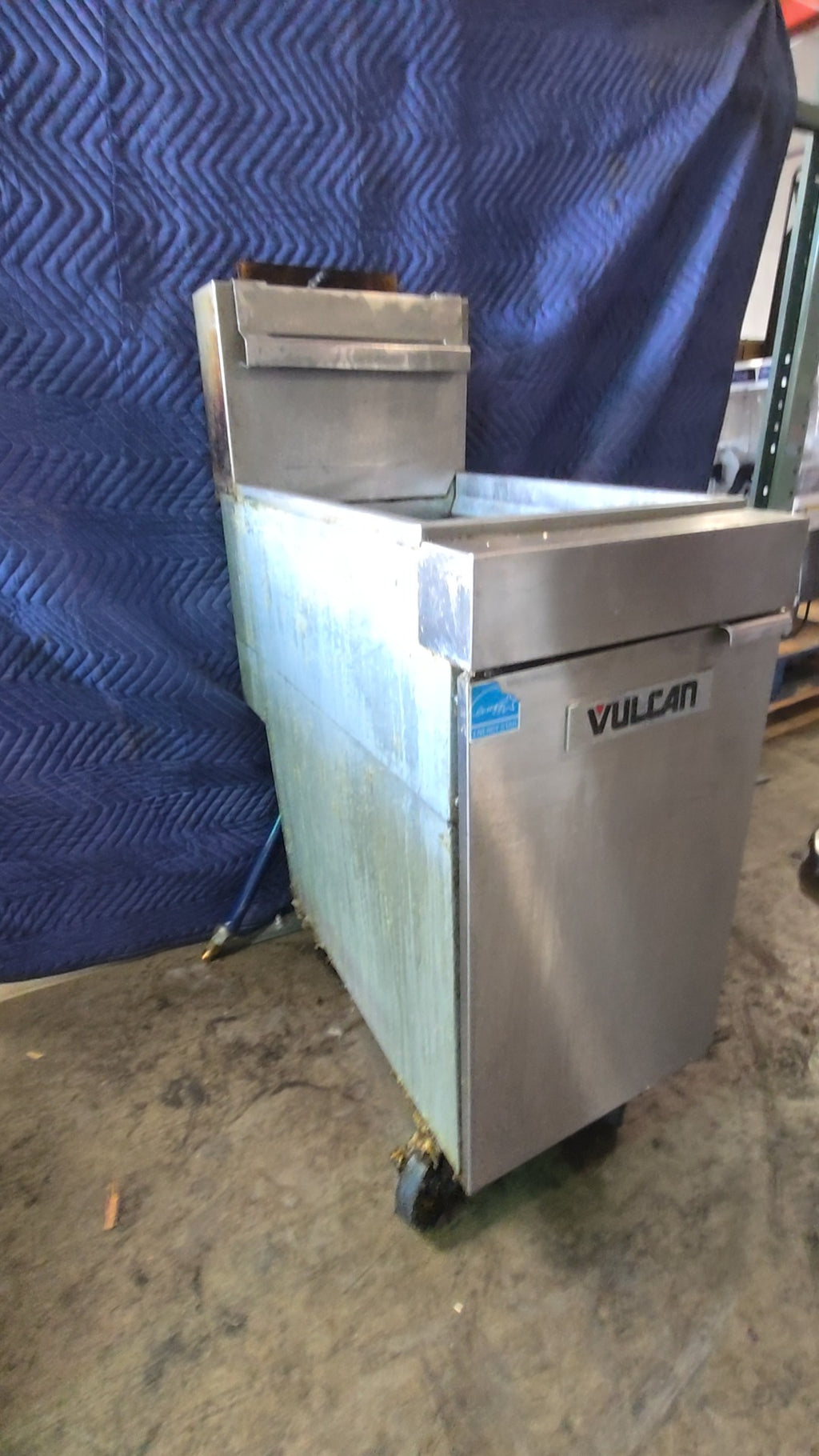 VULCAN 3GR45 Deep Fryer, Commercial Gas, Floor Model On Casters