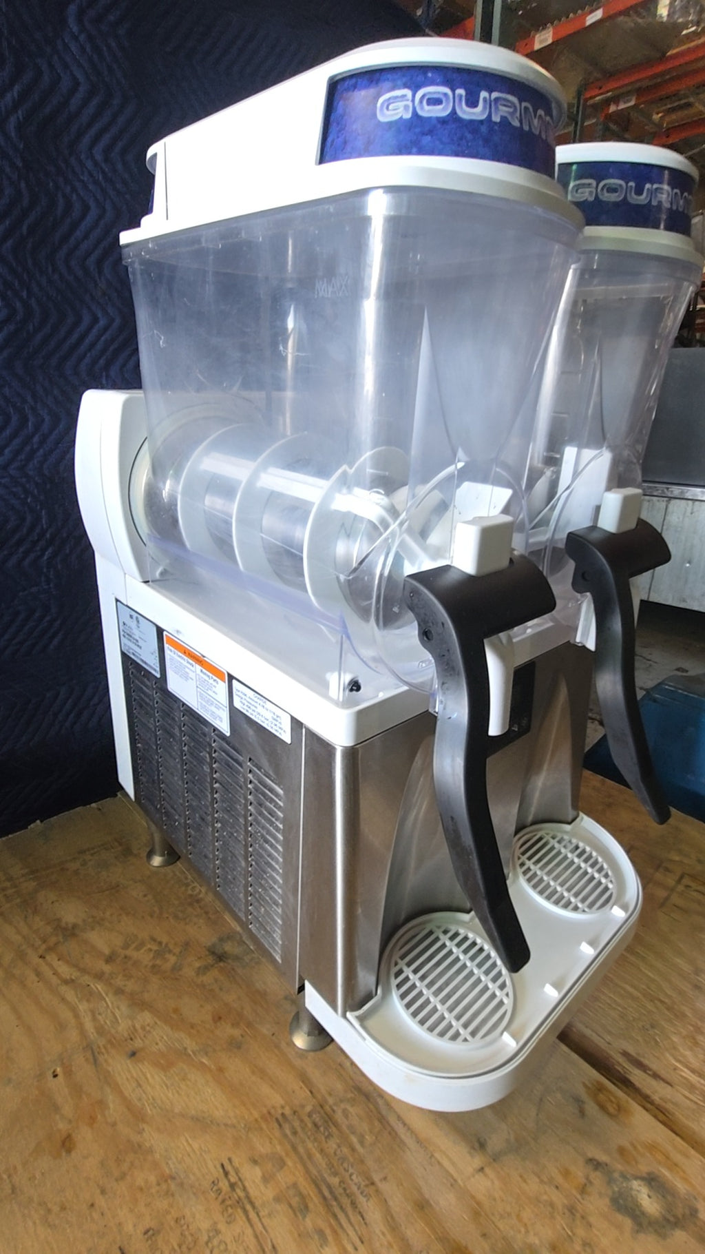 BUNN ULTRA NX, BA 120V WHT/SST Frozen Beverage Dispenser, Double Bowl Countertop Electric