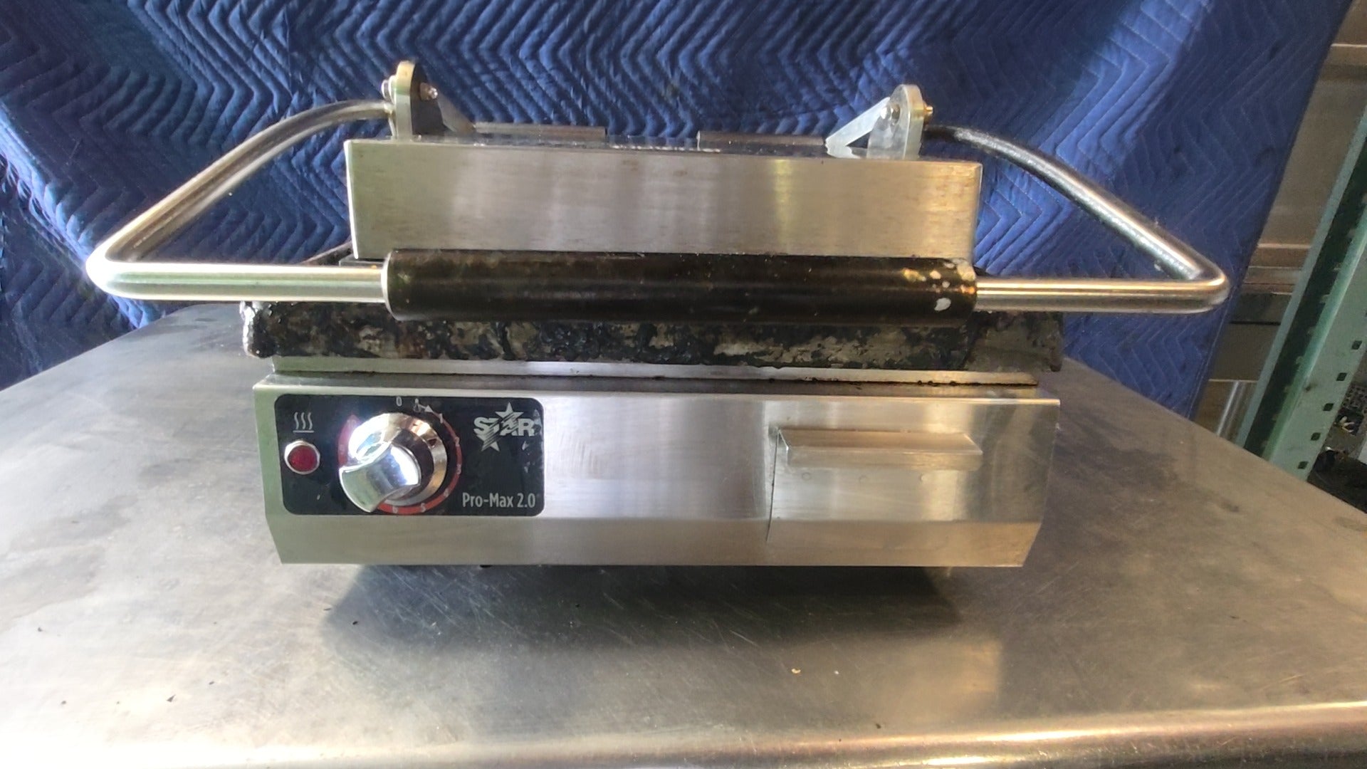 STAR 9D-PST14-120V Panini Press, Commercial Countertop Grooved Top Plate Flat Bottom Plate 120V Electric