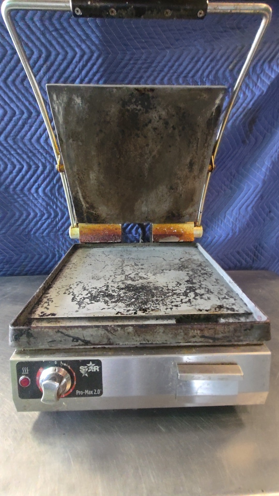 STAR MFG. INTERNATIONAL INC. PS1PL Panini Press, Countertop Single Control Knob, Smooth Plates