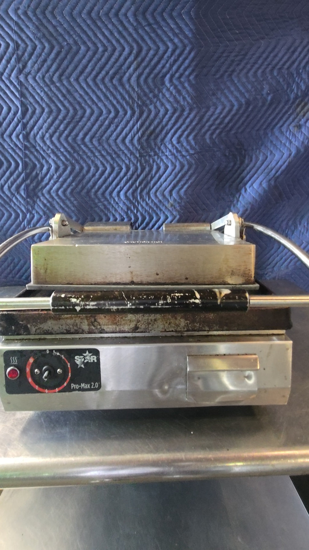 STAR MFG. INTERNATIONAL INC. GST14 Panini Press, Commercial Pro-Max 2.0 Series 120V 1800W Flat Plate