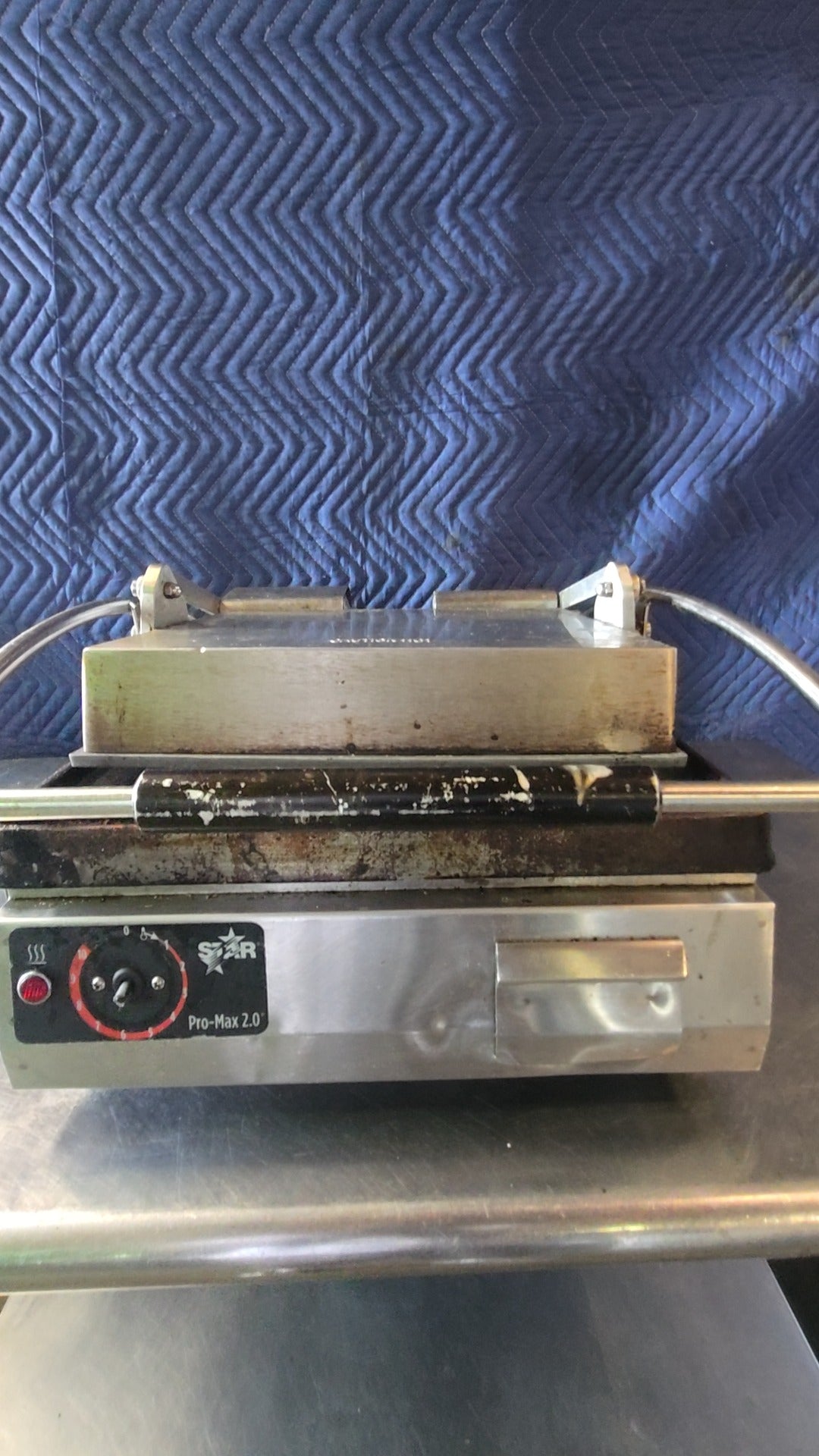 STAR MFG. INTERNATIONAL INC. GST14 Panini Press, Commercial Pro-Max 2.0 Series 120V 1800W Flat Plate
