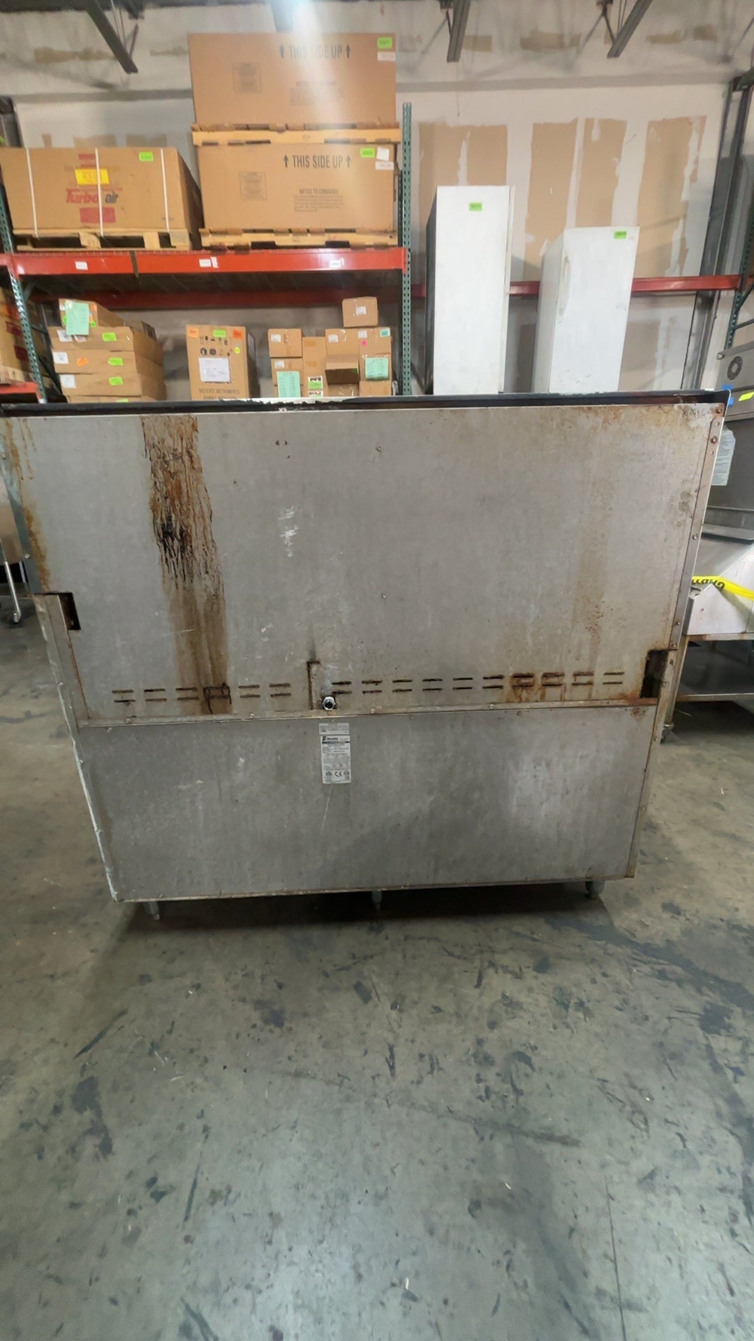 Commercial Range W/ 6 Burners, 24 Inch Griddle And Oven Base