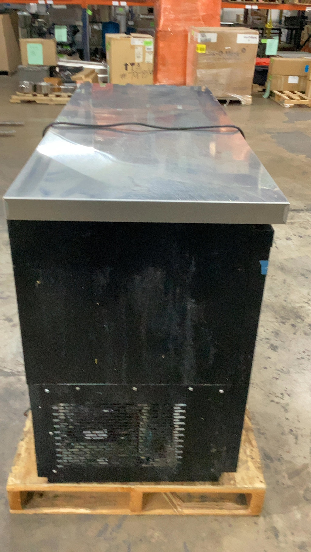 Dukers DBB60-S2 Back Bar Cooler, Under Counter 2 Glass Sliding Doors
