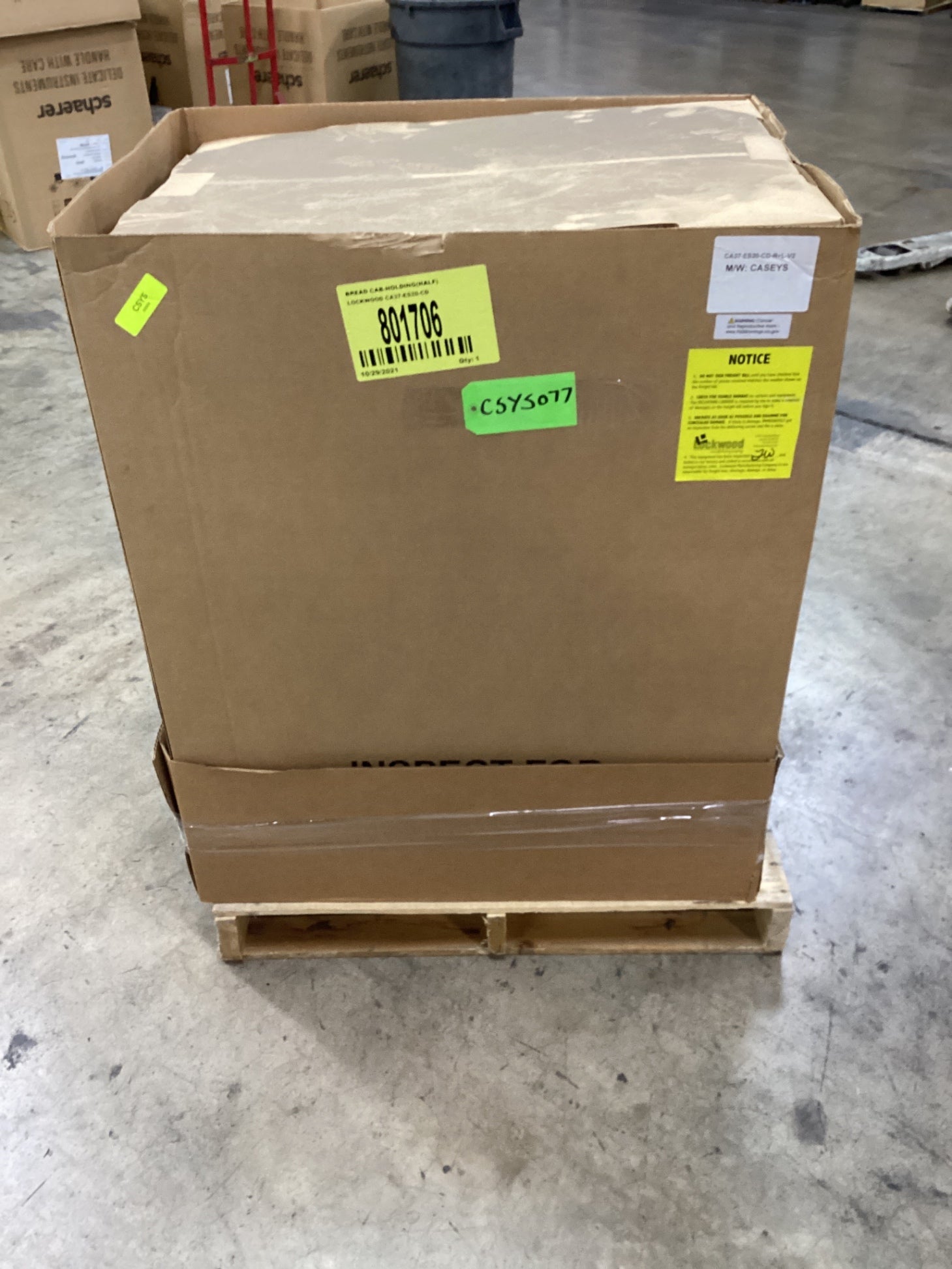 Lockwood CA37-ES20-CD Half Height Economy Display Cabinet