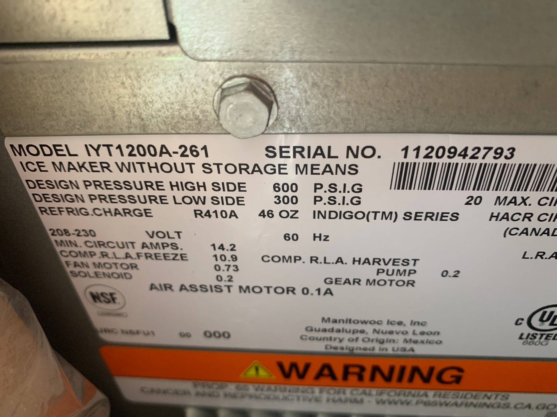 Manitowoc IYT1200A-261 Ice Machine W Top Air Discharge Panels