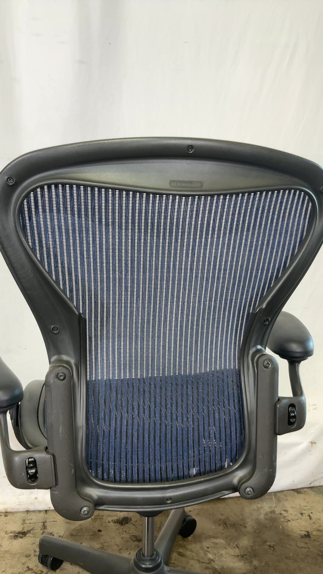 Herman Miller Aeron Chair Office Chair, Ergonomic Blue Mesh, Adjustable Armrests, Casters