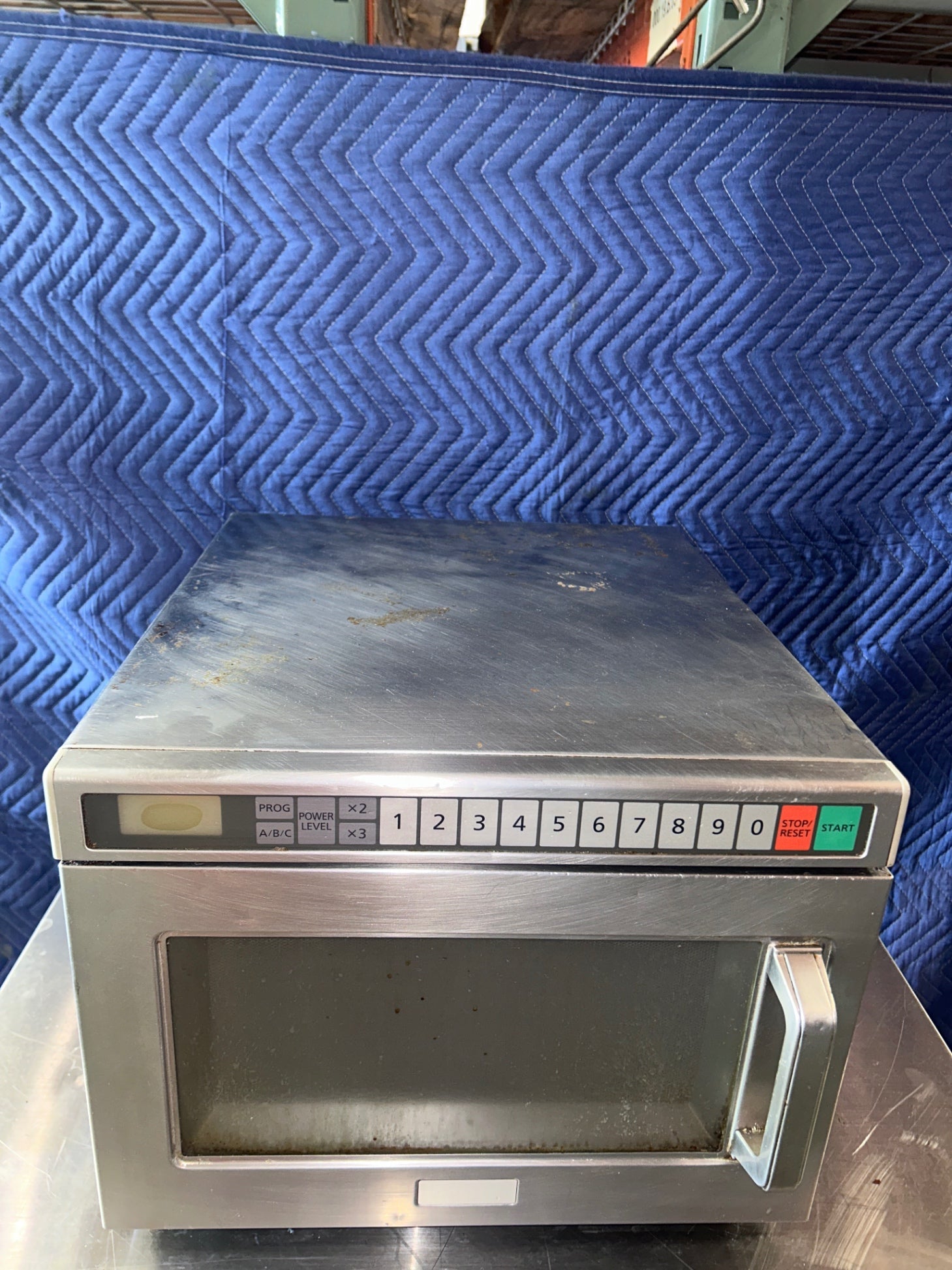 Panasonic Commercial Microwave Oven