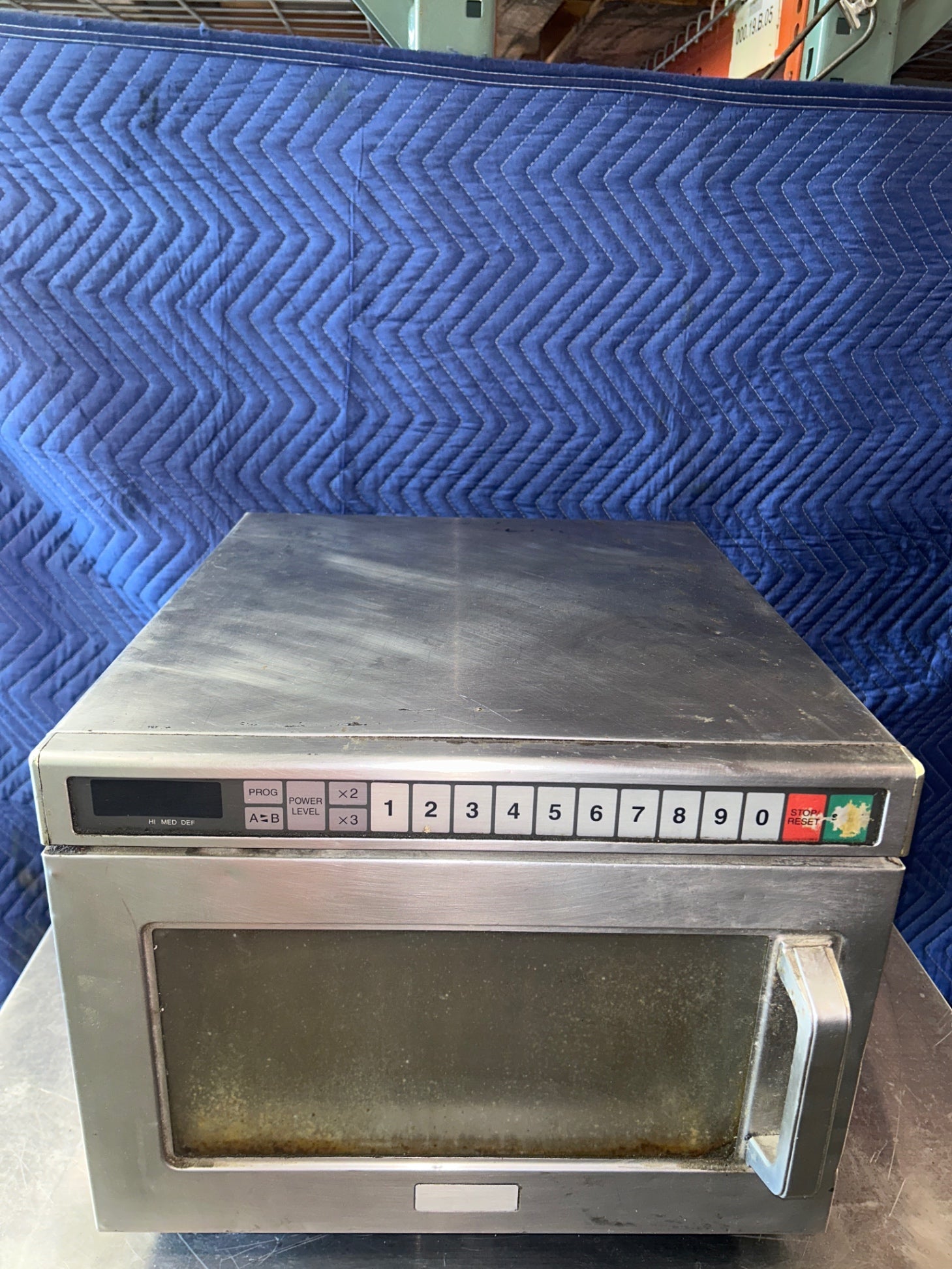 Panasonic Commercial Microwave Oven