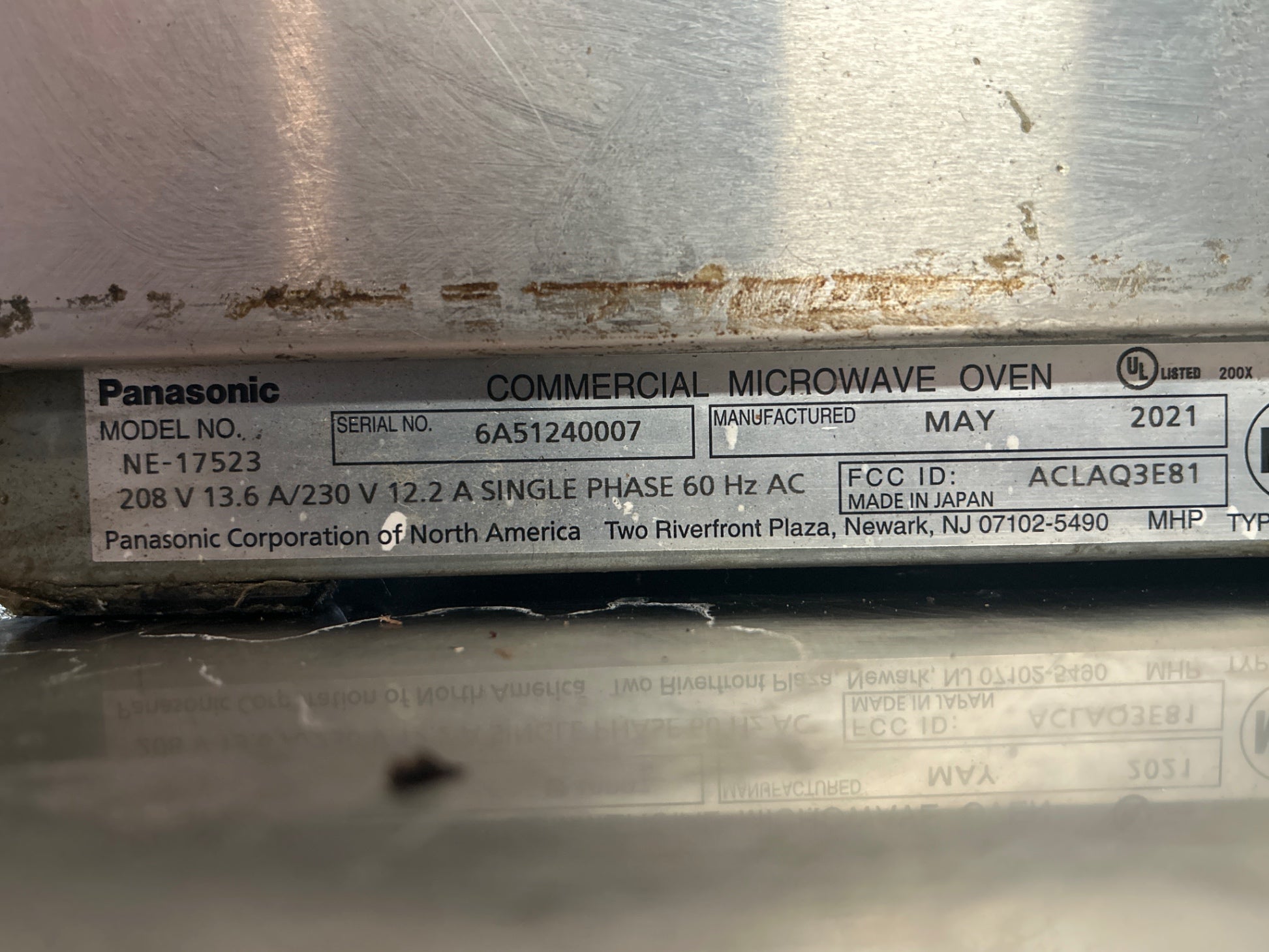 Panasonic NE-17523 Commercial Microwave Oven