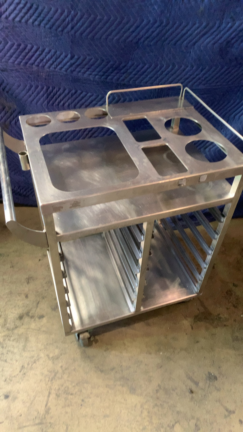 GSW Combination Foodservice Cart Serving Cart, Multi-Purpose Stainless Steel Top Pan Slots Lower Sheet Pan Racks On Casters