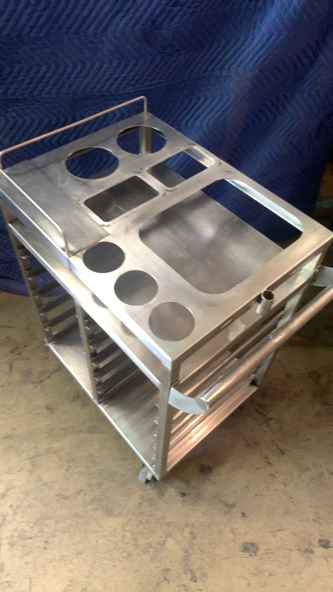 GSW Combination Foodservice Cart Serving Cart, Multi-Purpose Stainless Steel Top Pan Slots Lower Sheet Pan Racks On Casters
