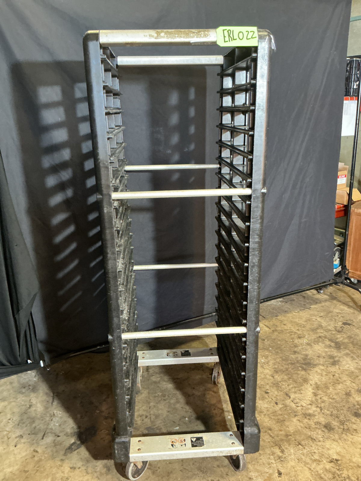 Full Height Bun Pan Rack Sheet Pan Rack, Full Height, Mobile Aluminum Frame
