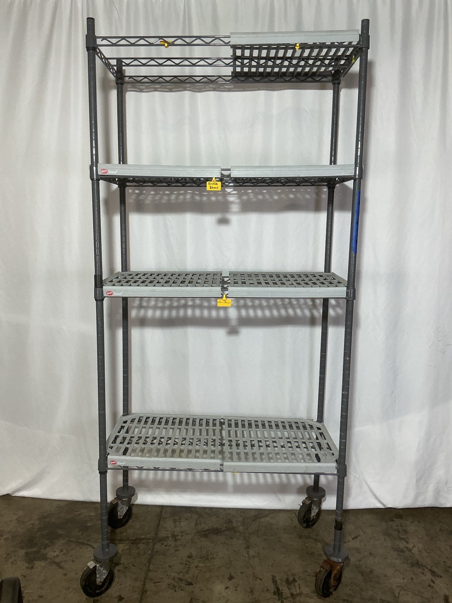 Don Gard2 Rolling Rack