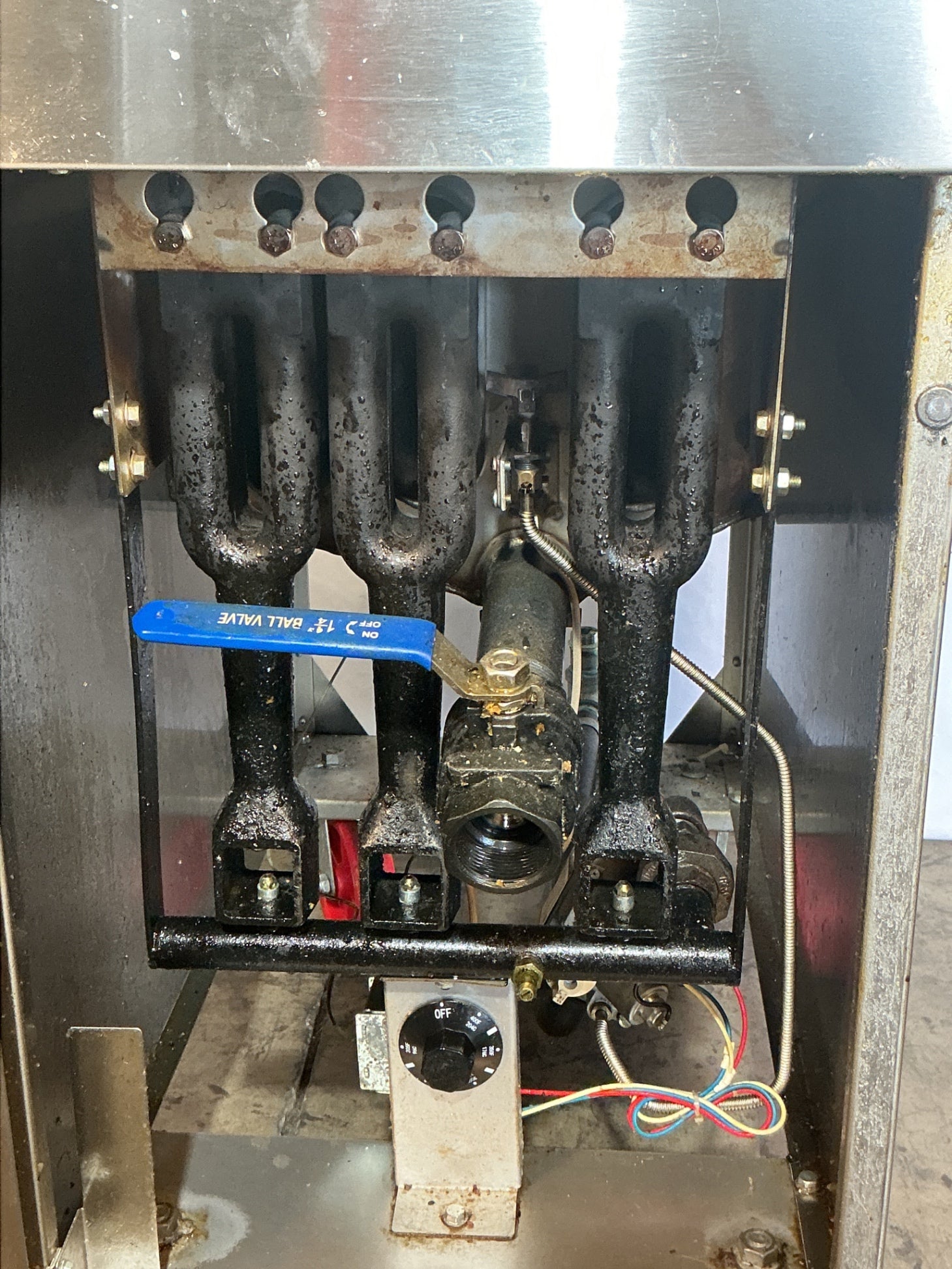 Migali C-F40-NG Gas Fryer - (1) 40 lb Vat, Floor Model