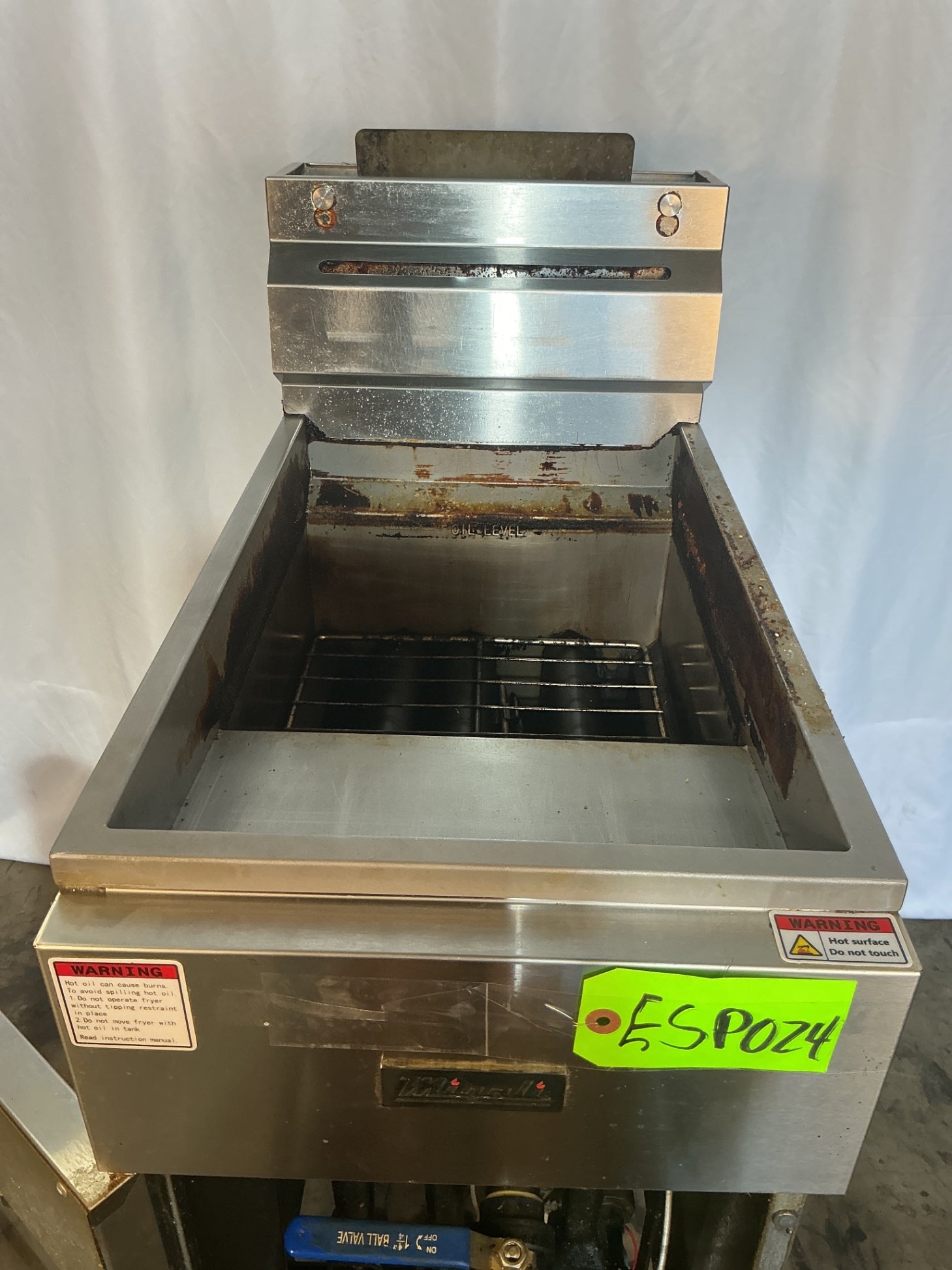 Migali C-F40-NG Gas Fryer - (1) 40 lb Vat, Floor Model