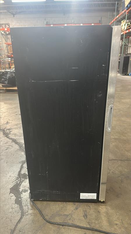 IDW GS-4-023EB Beverage Cooler