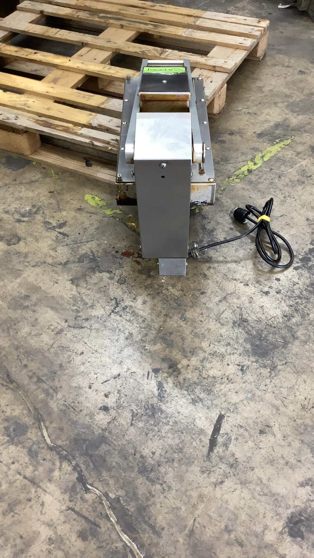 Vulcan VMCS-101 Electric Clamshell Griddle Top With Rapid Recovery Plate