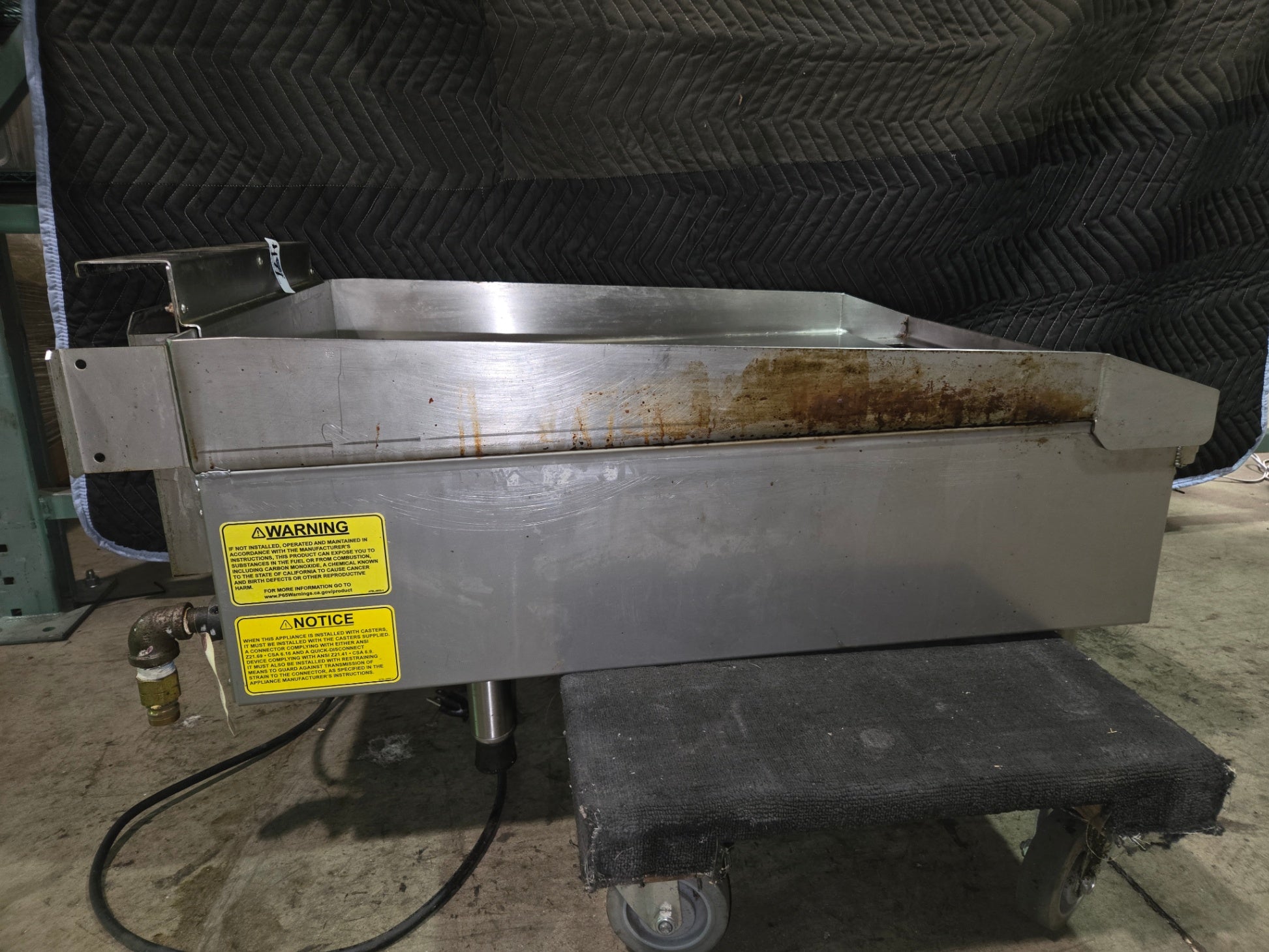 AccuTemp GGF1201A2450 High Production Countertop Gas Griddle