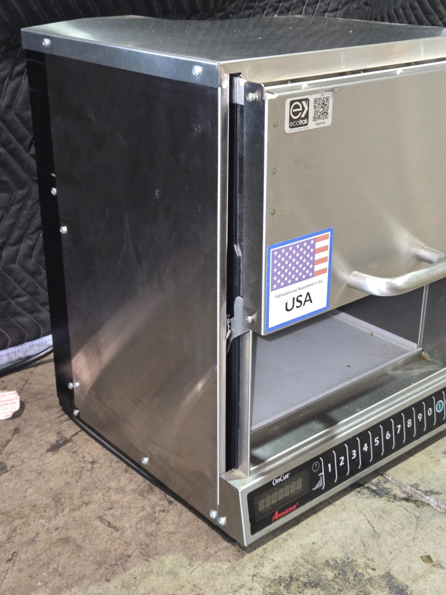 Amana AOC24 Heavy-Duty Commercial Microwave