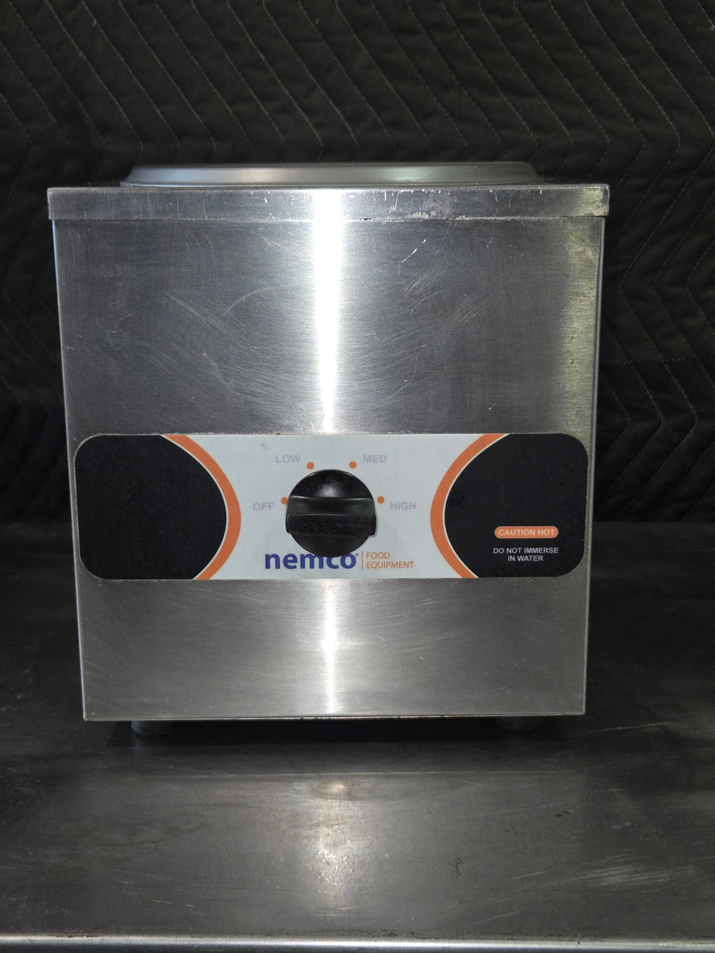 Nemco 6110A Single-Well Countertop Food Warmer