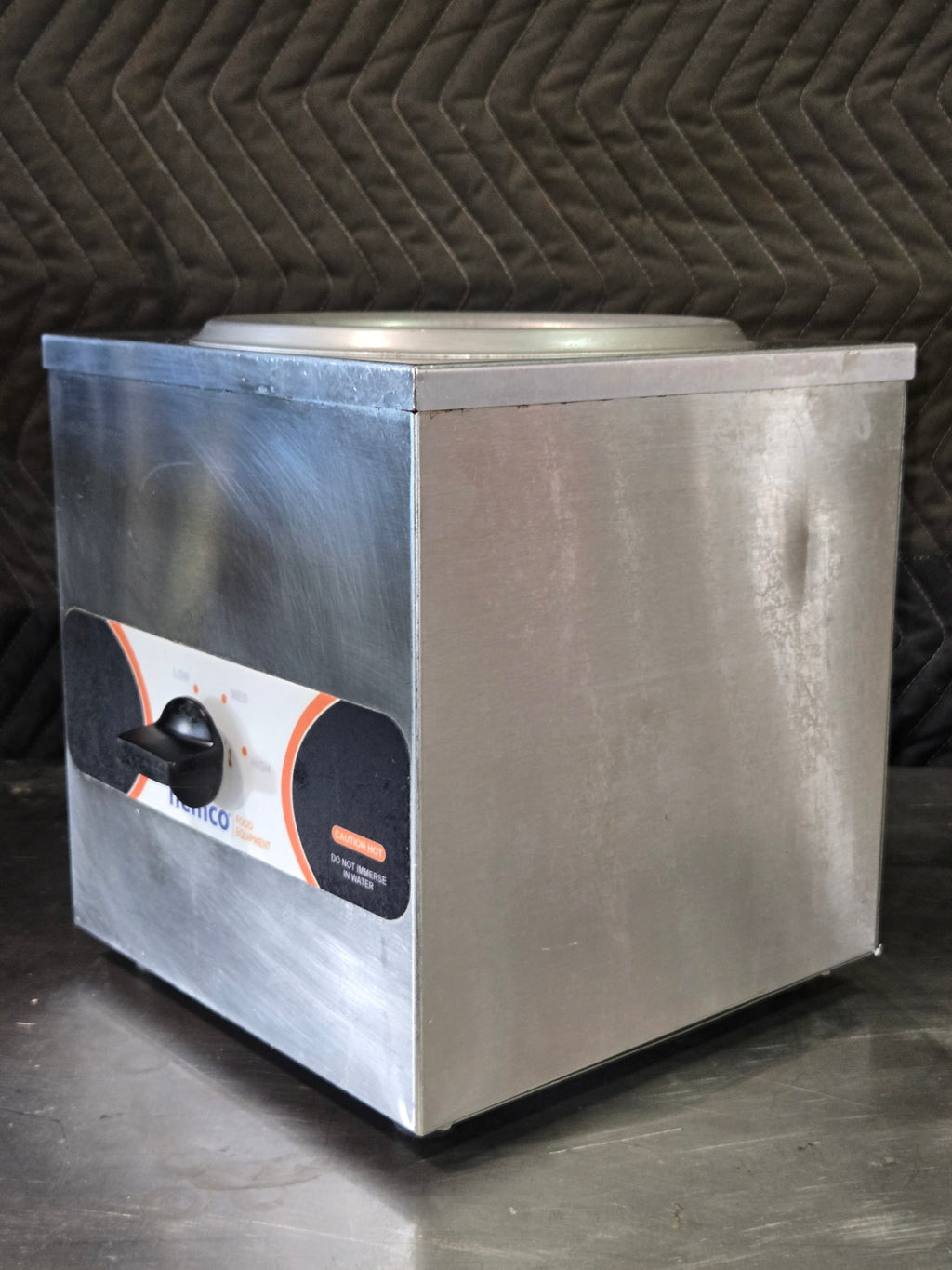 Nemco 6110A Single-Well Countertop Food Warmer