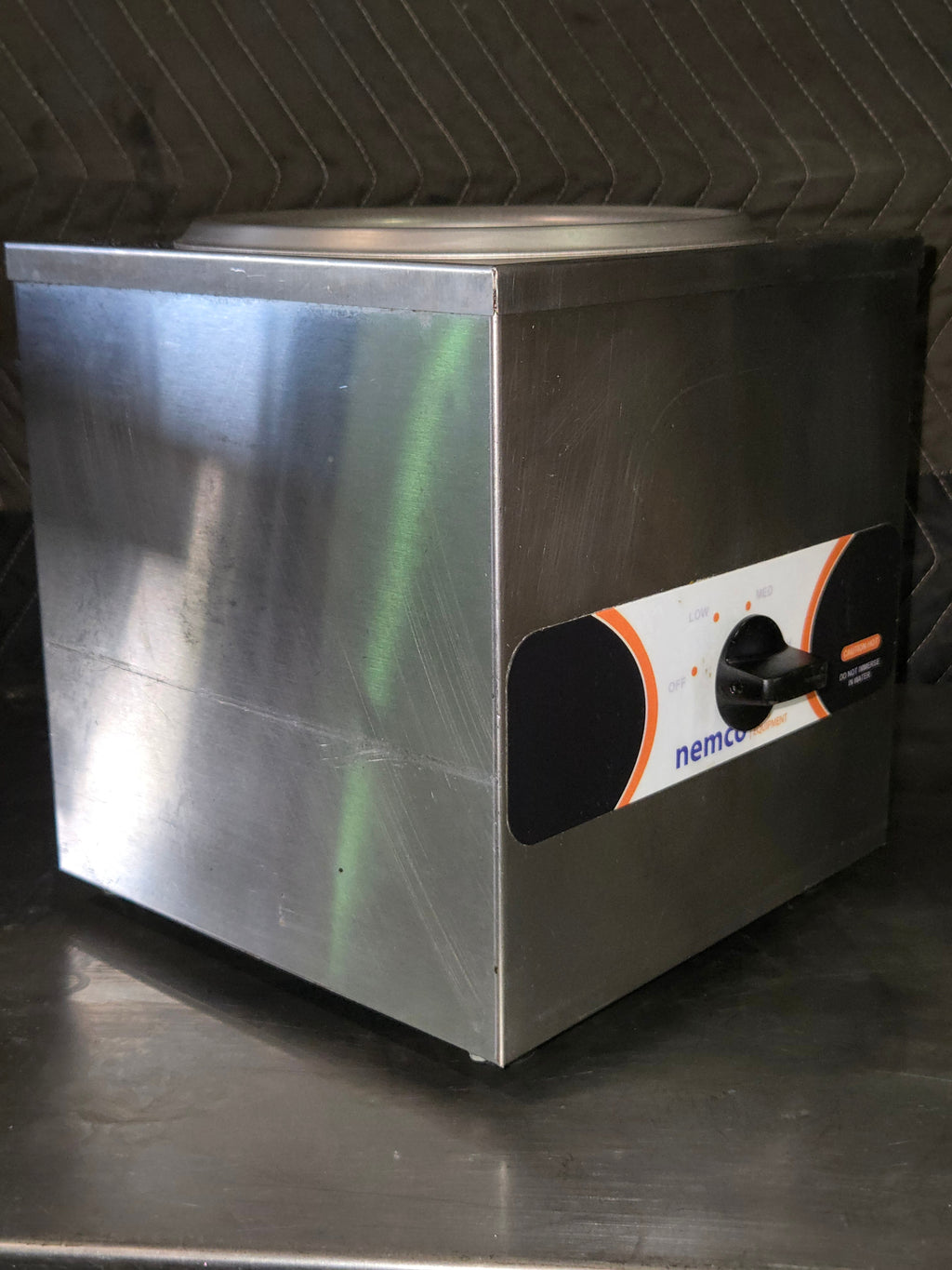 Nemco 6110A Single-Well Countertop Food Warmer
