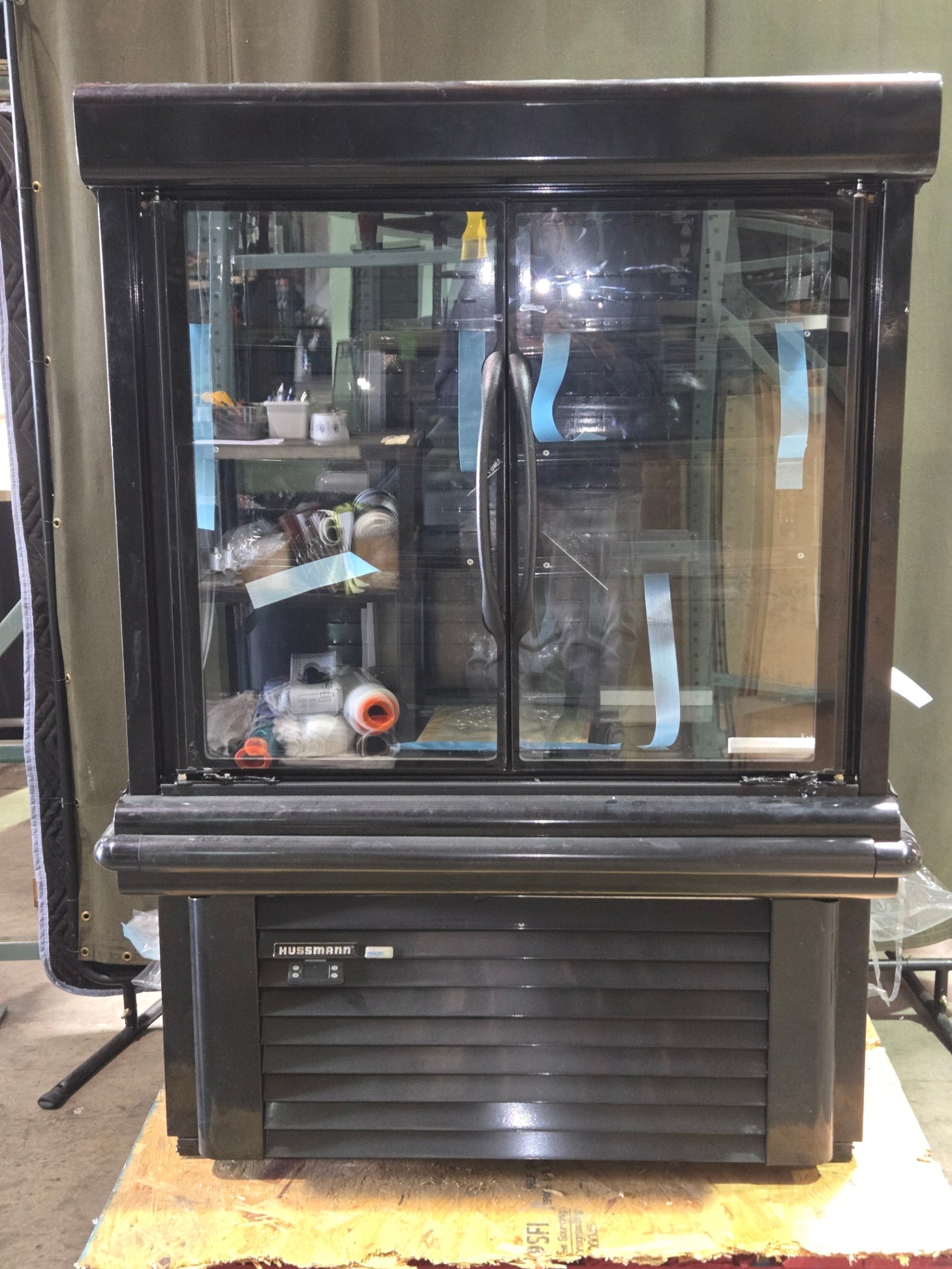 New Hussmann MD4060DA 41 5/16" microSC Two Section Glass Door Merchandiser
