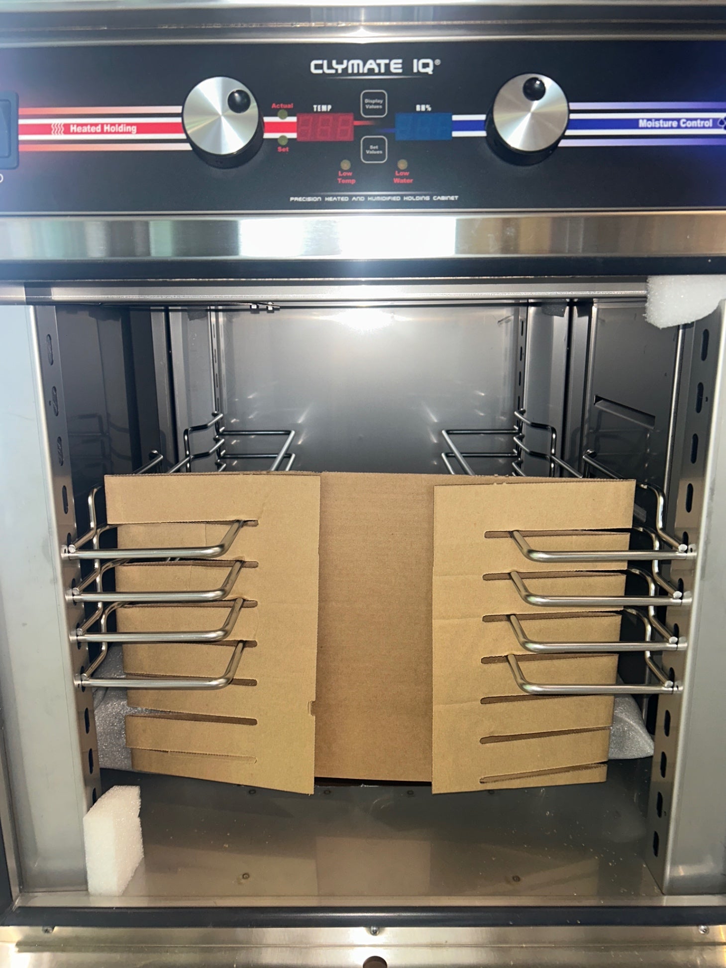 New FWE PHTT-4-KG Clymate IQ Precision Heated & Humidified Holding Cabinet