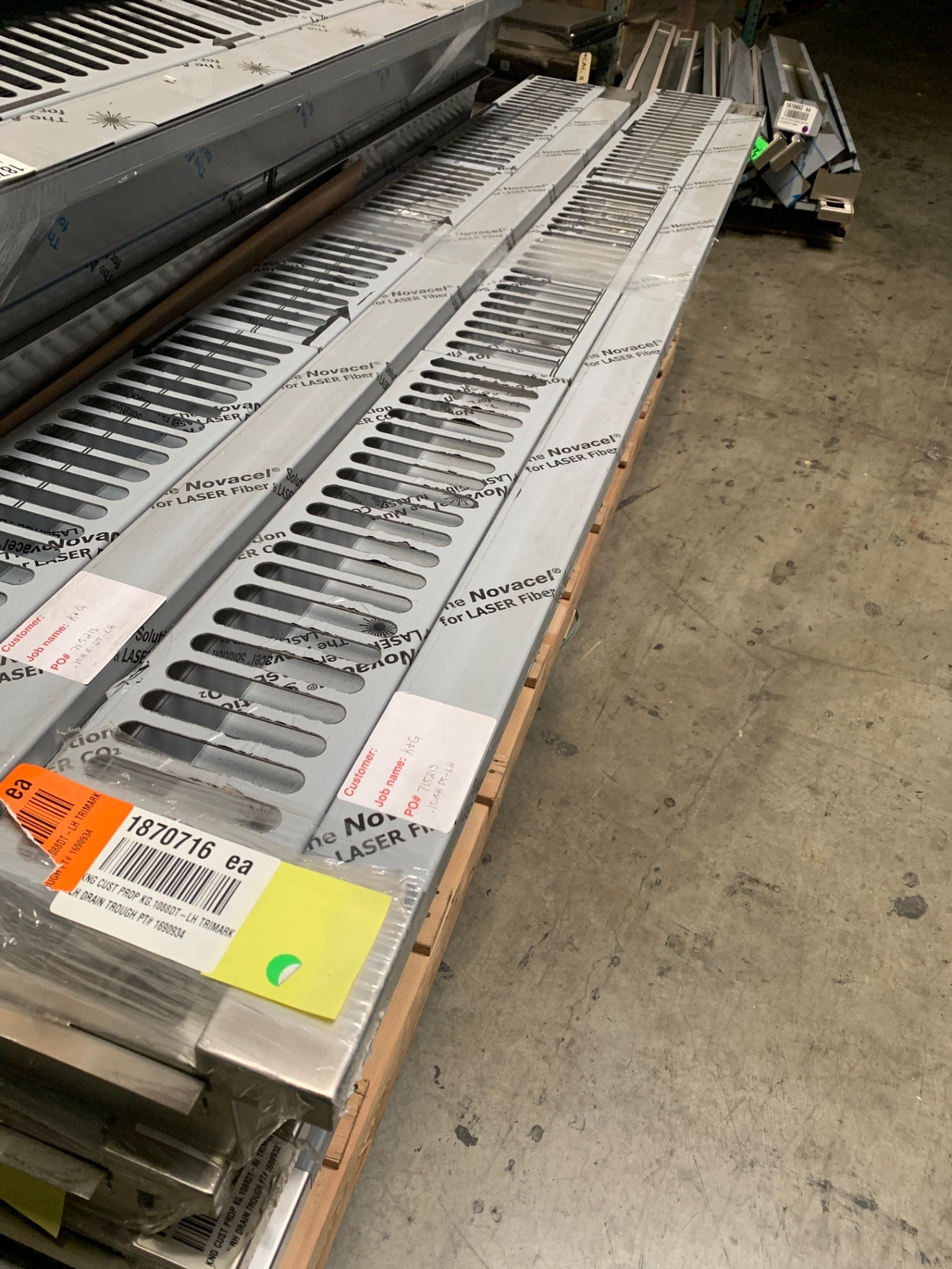 New Custom Stainless Steel Bistro Drain Trough