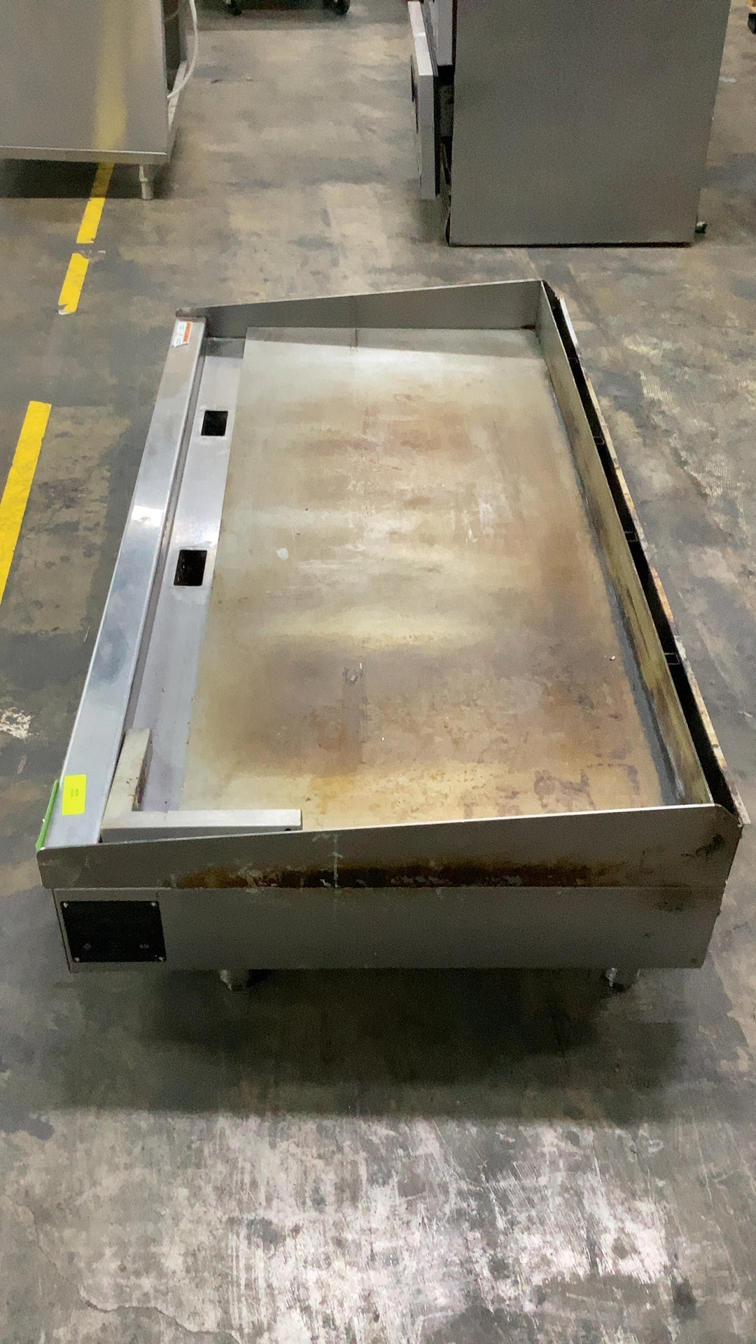 Vulcan MSA60 60" Gas Griddle W/ Thermostatic Controls - 1" Steel Plate, Natural Gas
