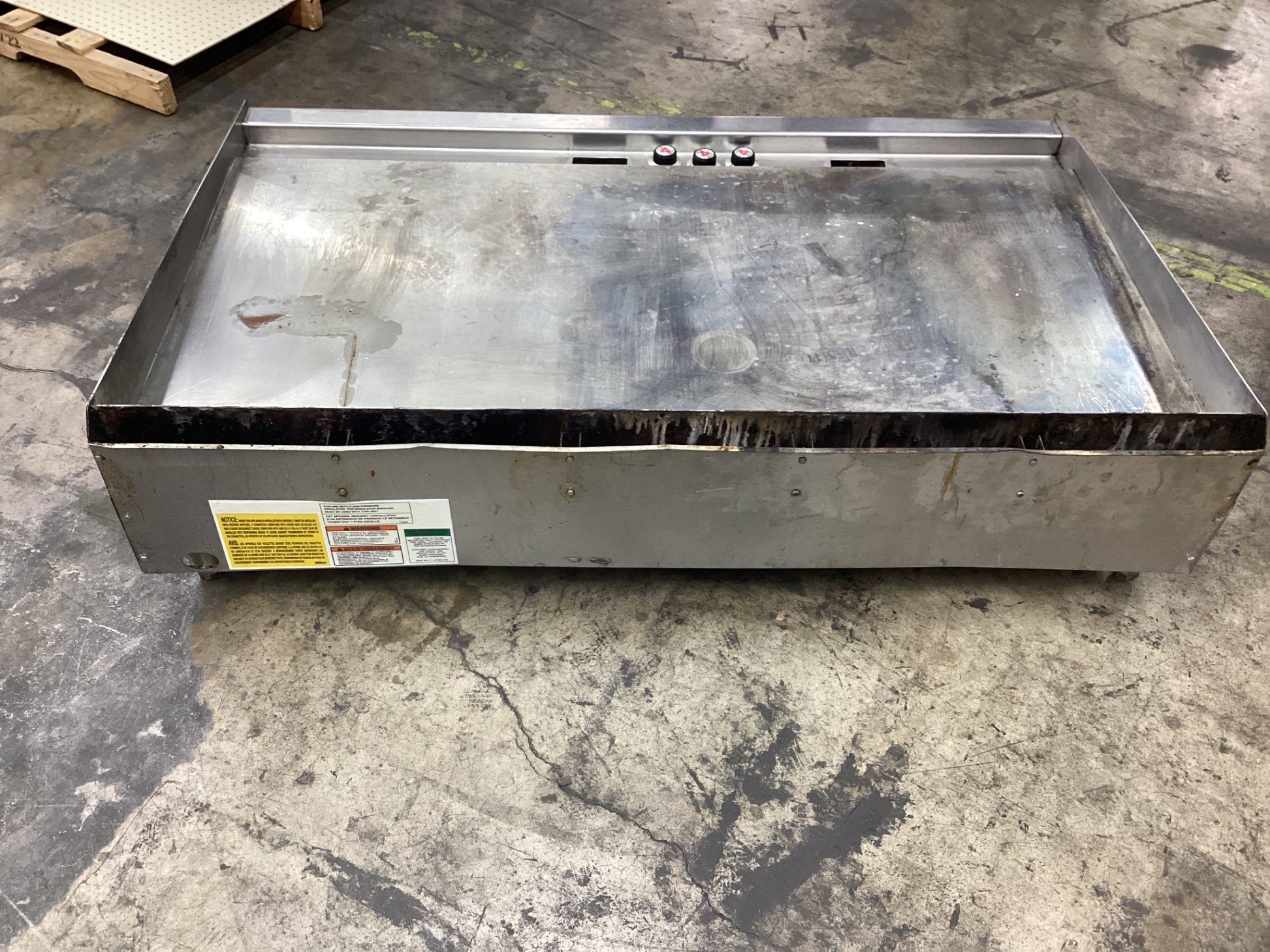 Vulcan MSA60-203 Countertop Gas Griddle With Thermostatic Controls