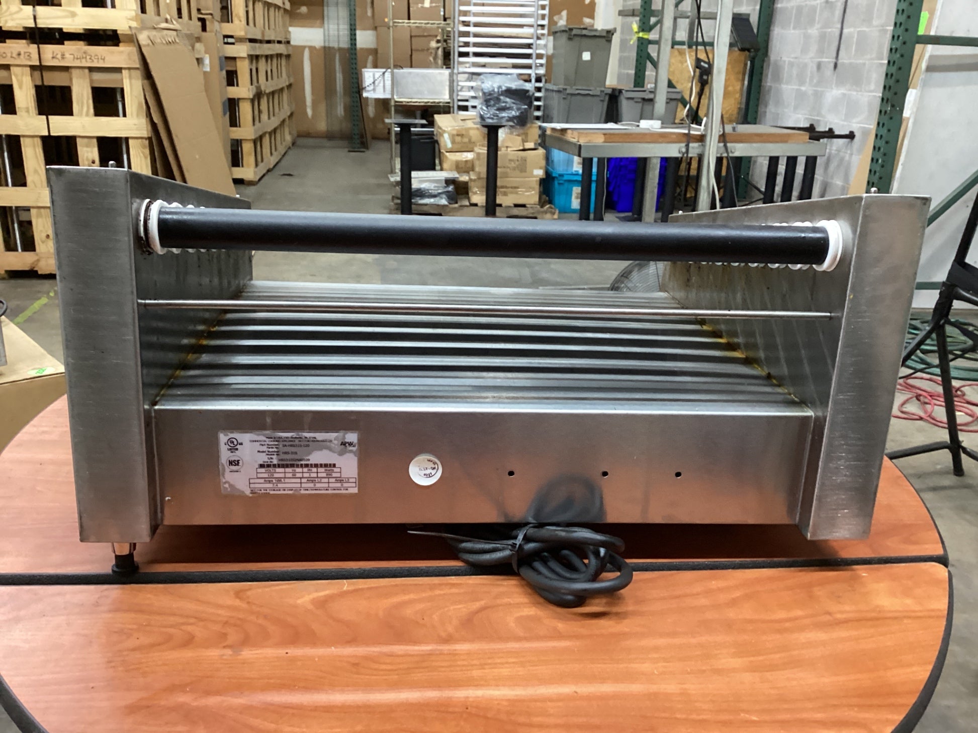 APW Wyott HRS-31S, 30 Hot Dog Roller Grill
