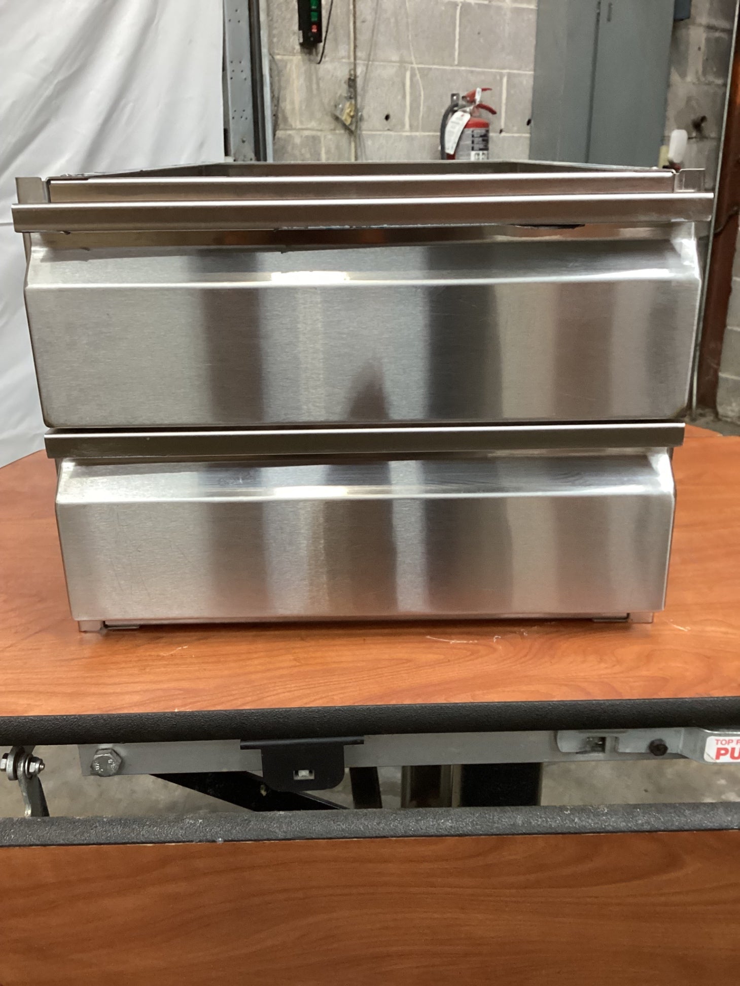 16x20 Stainless Steel Under Counter Bun Drawer