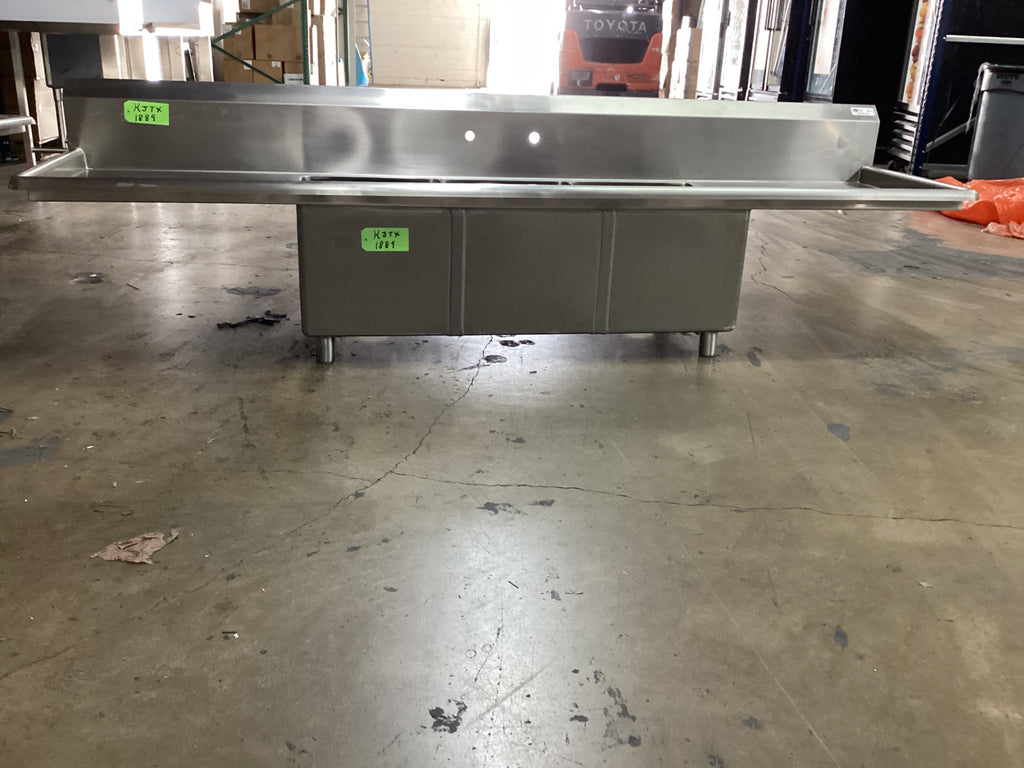 John Boos Stainless Steel Commercial 3-compartment Sink With Double Drainboards And A Backsplash.